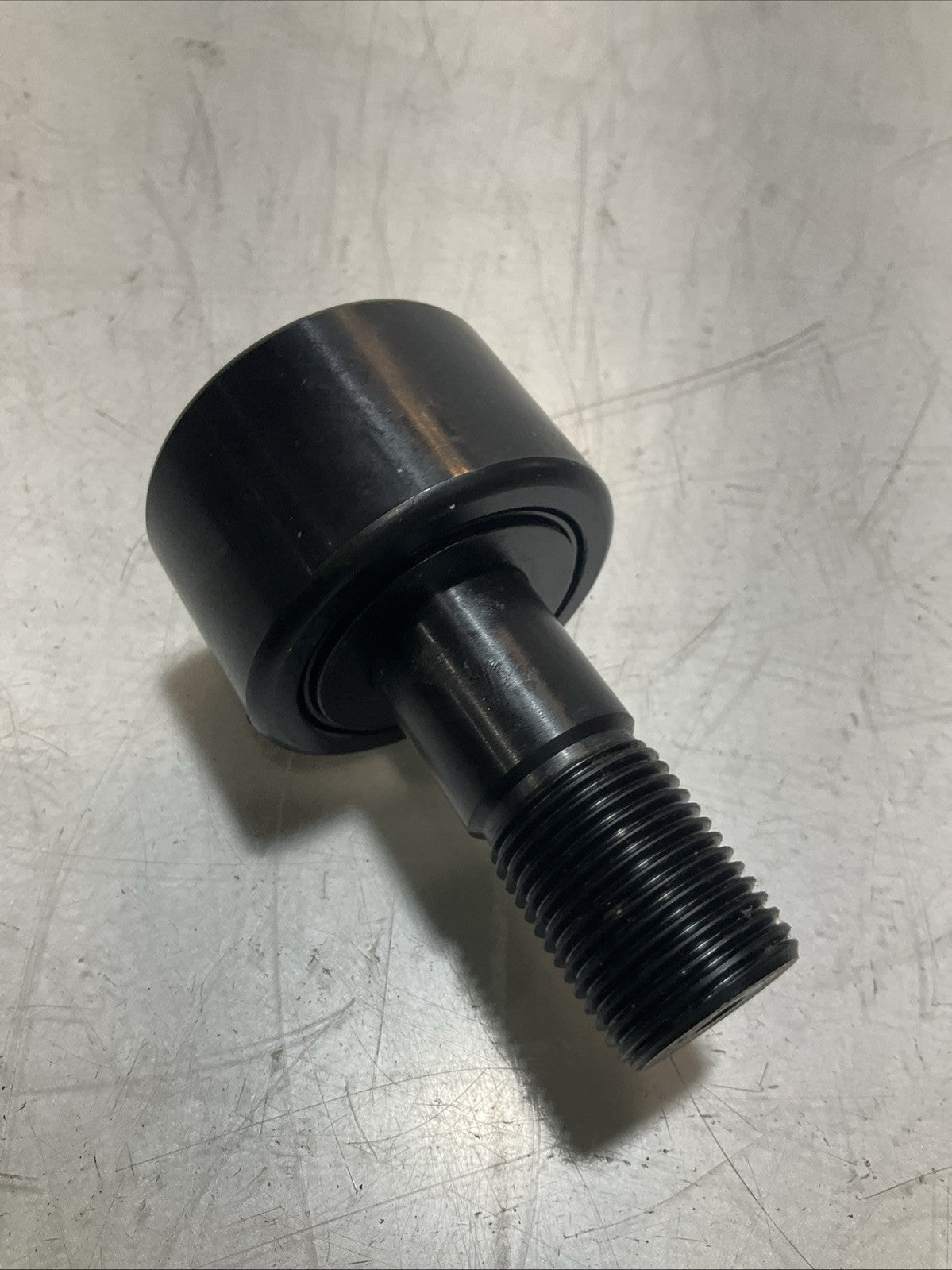 MCGILL CF 2SB  CYLINDRICAL INCH CAM FOLLOWER  BEARING  Z2M