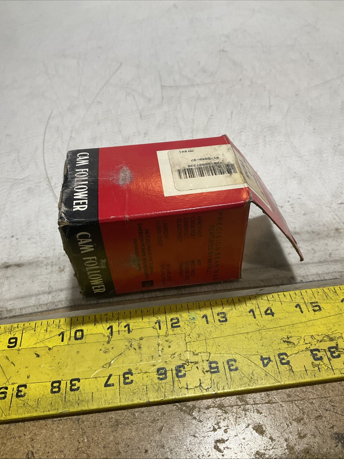 MCGILL CF 2SB  CYLINDRICAL INCH CAM FOLLOWER  BEARING  Z2M