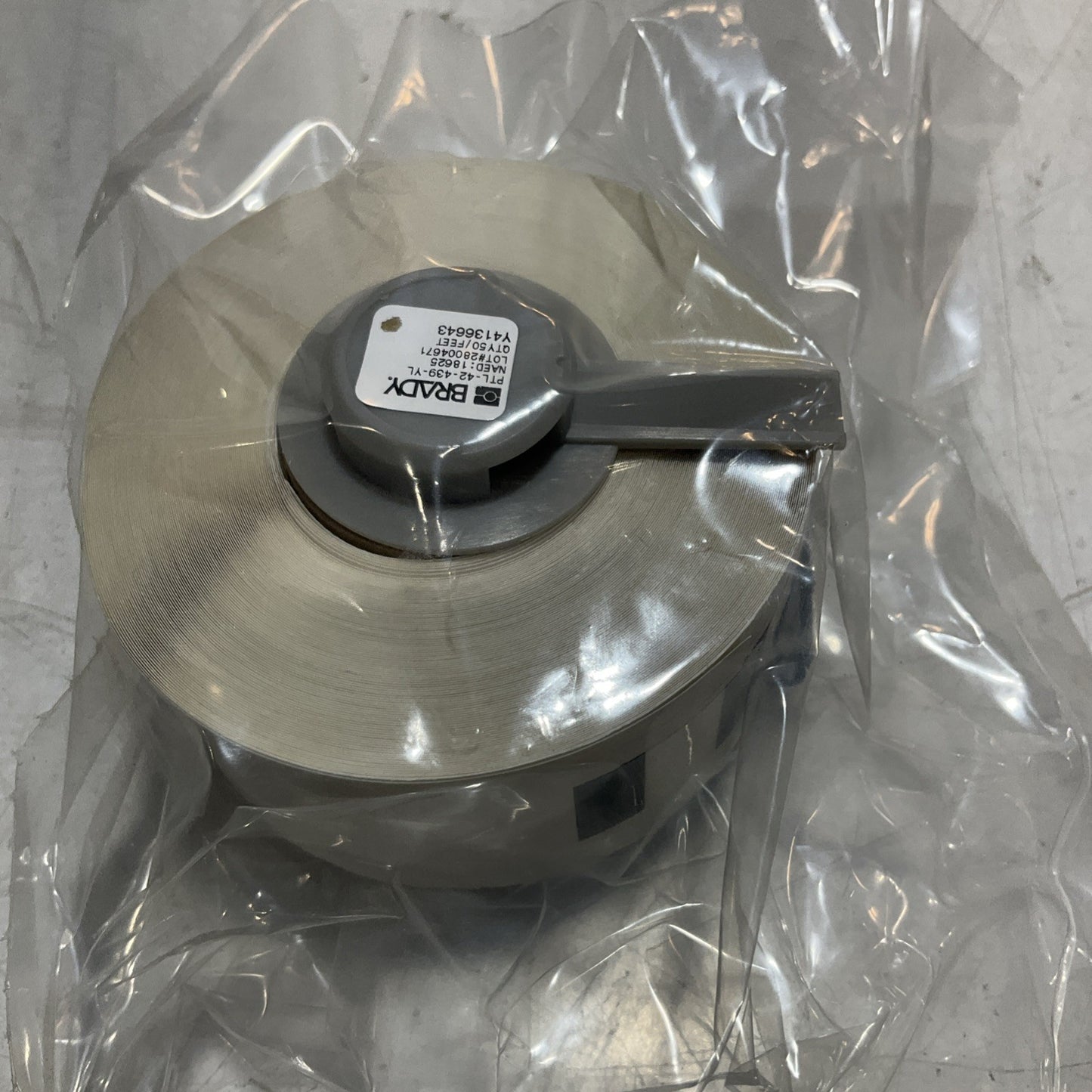 BRADY PLT-42-439-YL 18625 B-439 YELLOW VINY LABEL TAPE FOR 24.4M 15.2M Z2M