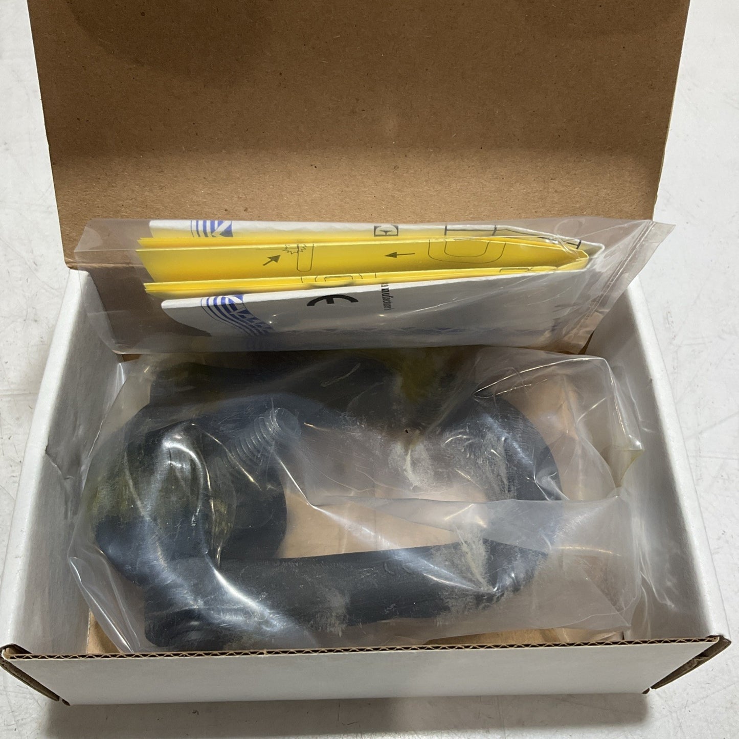TE-CO AK46010 SAFETY SWIVEL HOIST RING 2500LB Z2M