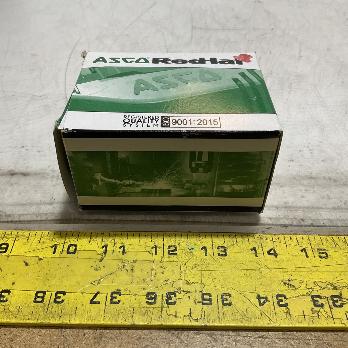 ASCO RED HAT 8210B020 SOLENOID VALVE 120/60;110/50 VOLTS Z2M