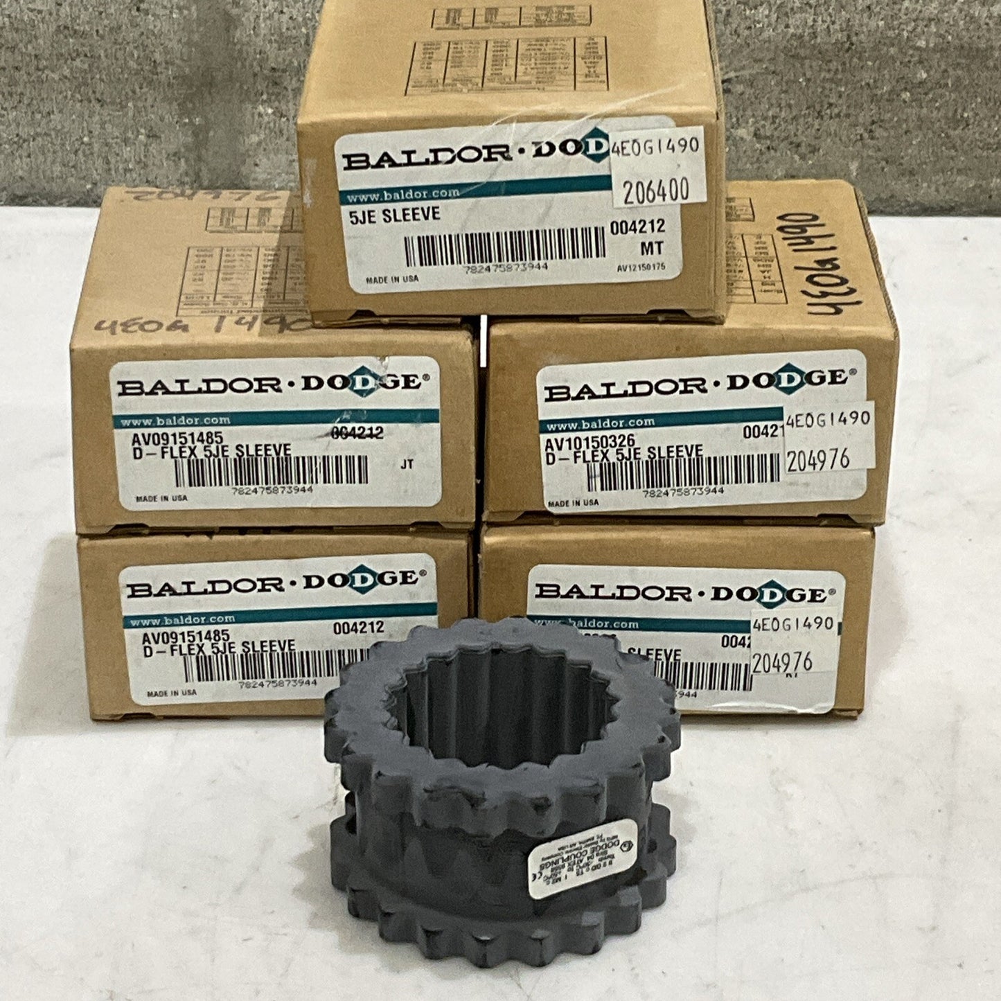 BALDOR DODGE 004212 5JE D-FLEX SLEEVE LOT OF 5 G7T