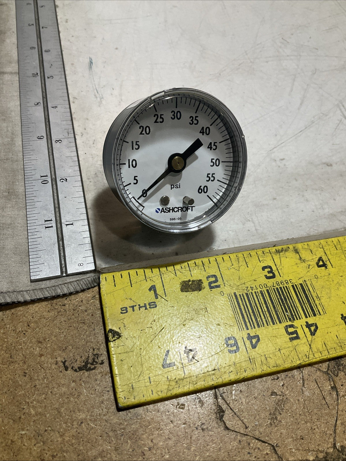 ASHCROFT 595-05 INDUSTRIAL PRESSURE GAUGE POLYCARBONATE 0/60PSI Z2M