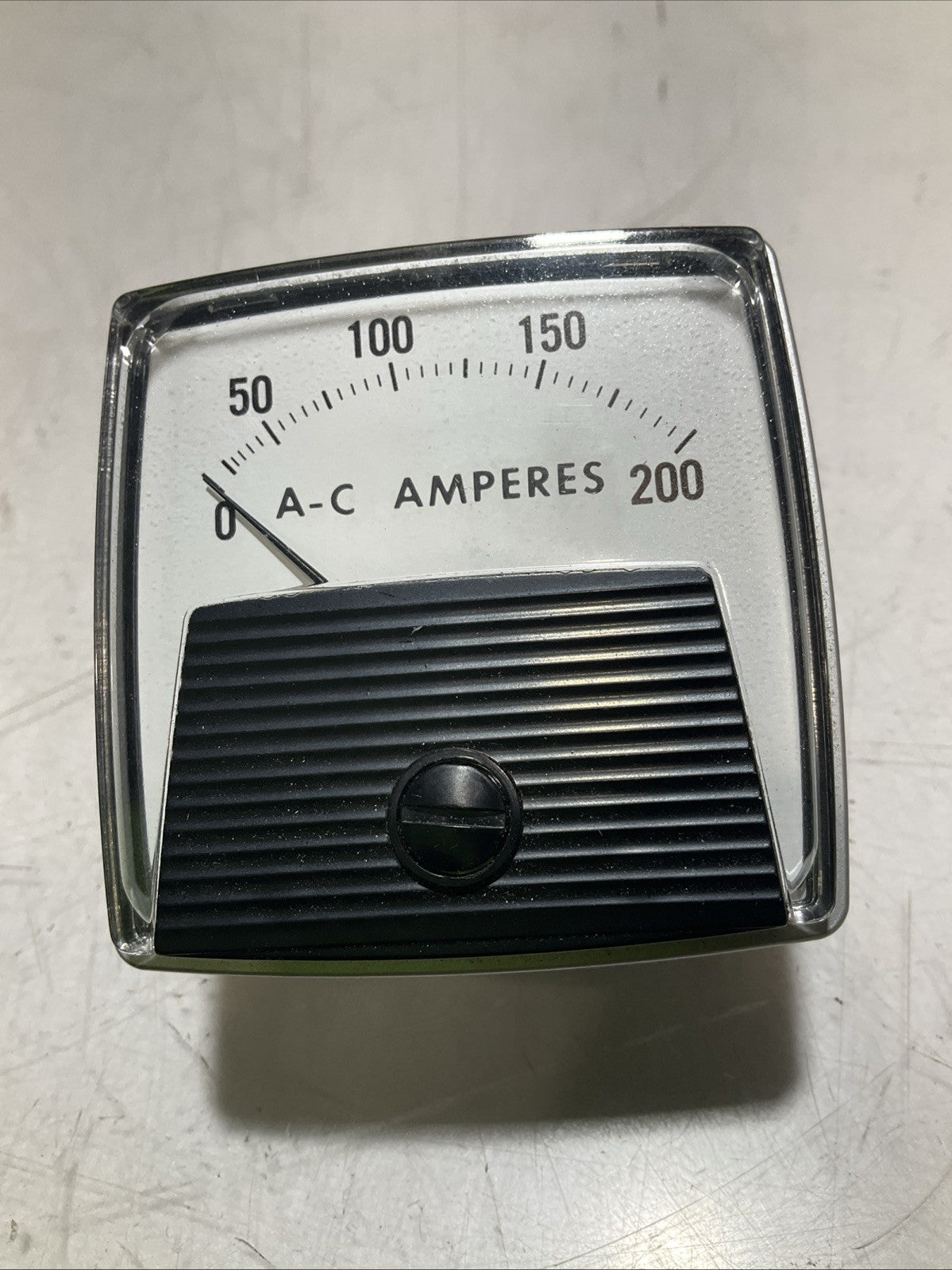 YOKOGAWA YE-250240LSRL A-C AMPERES DIAL PANEL METER Z2M