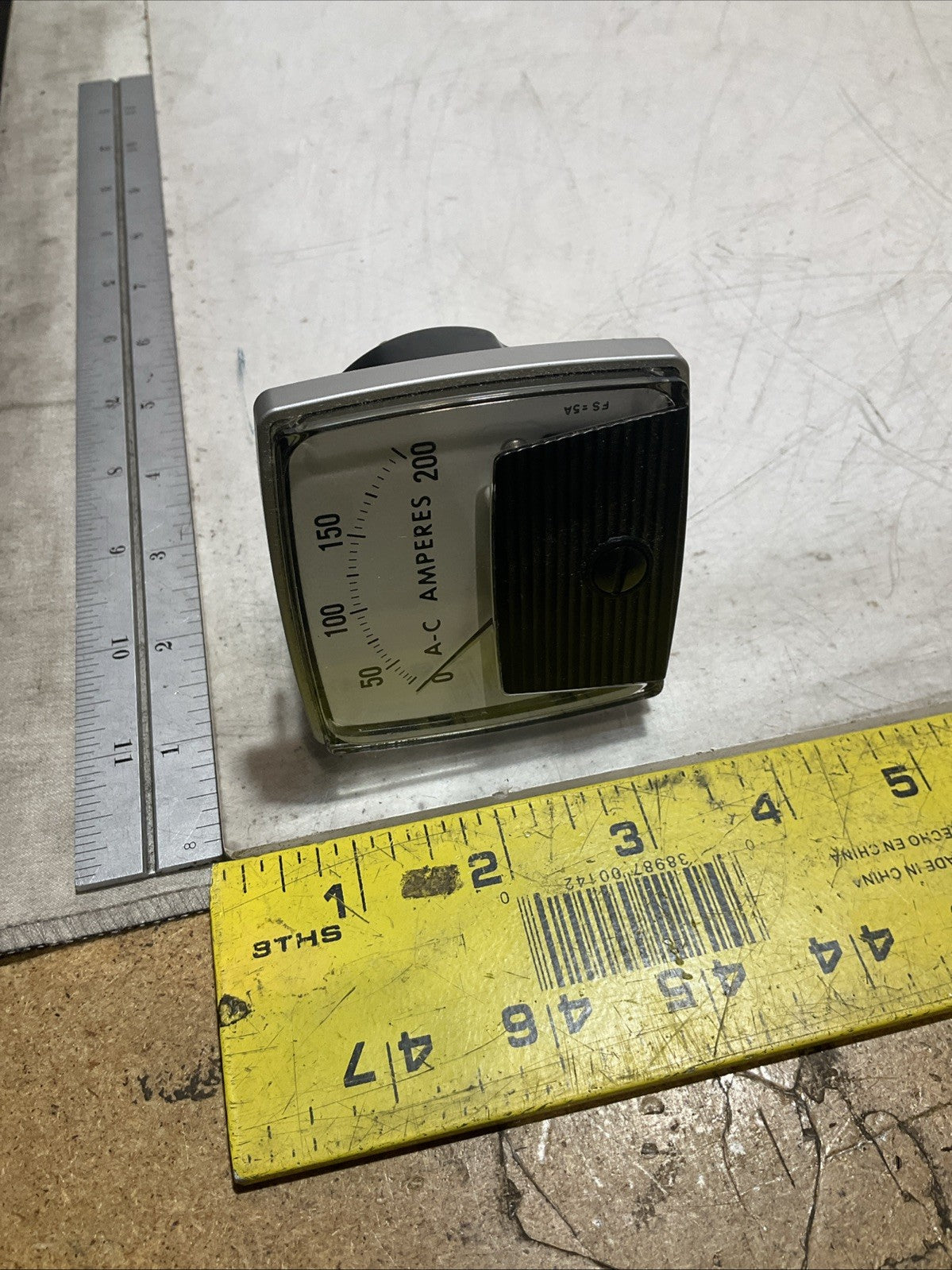 YOKOGAWA YE-250240LSRL A-C AMPERES DIAL PANEL METER Z2M