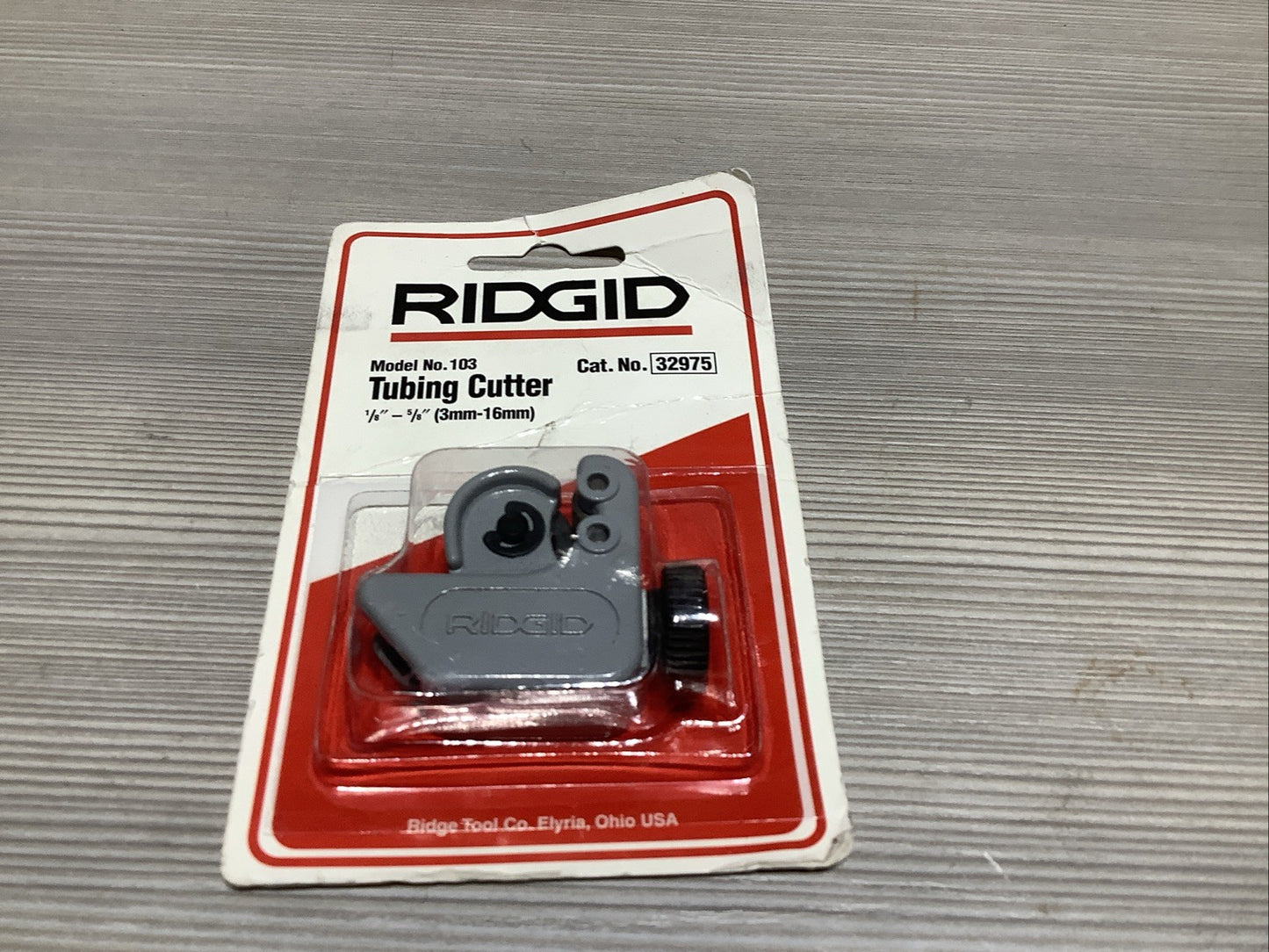 RIDGID MODEL NO. 103 TUBING CUTTER CAT. NO. 3297 Z2M