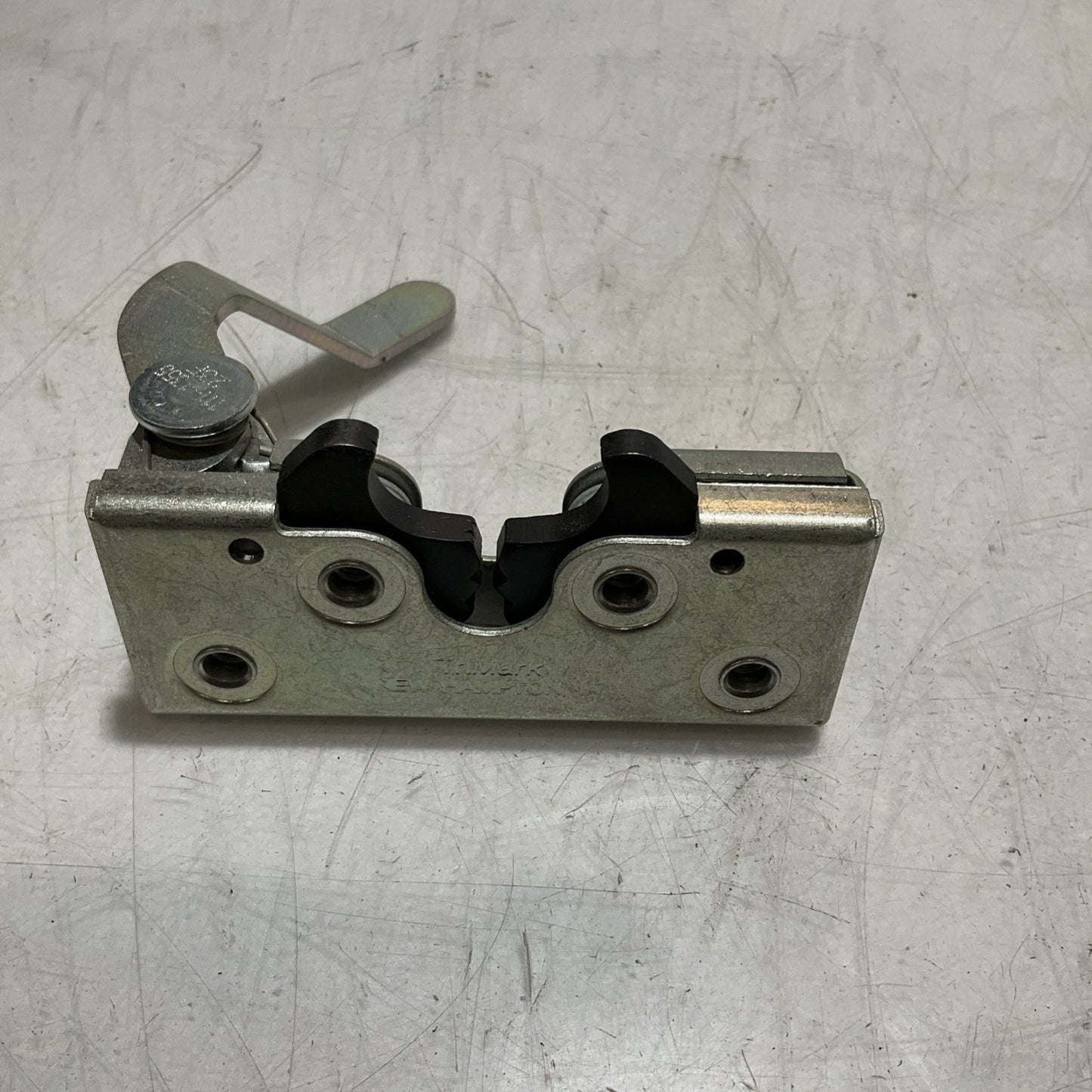 CAT - CATERPILLAR 111-1355 CARBON STEEL ROTARY DOOR LATCH Y2M