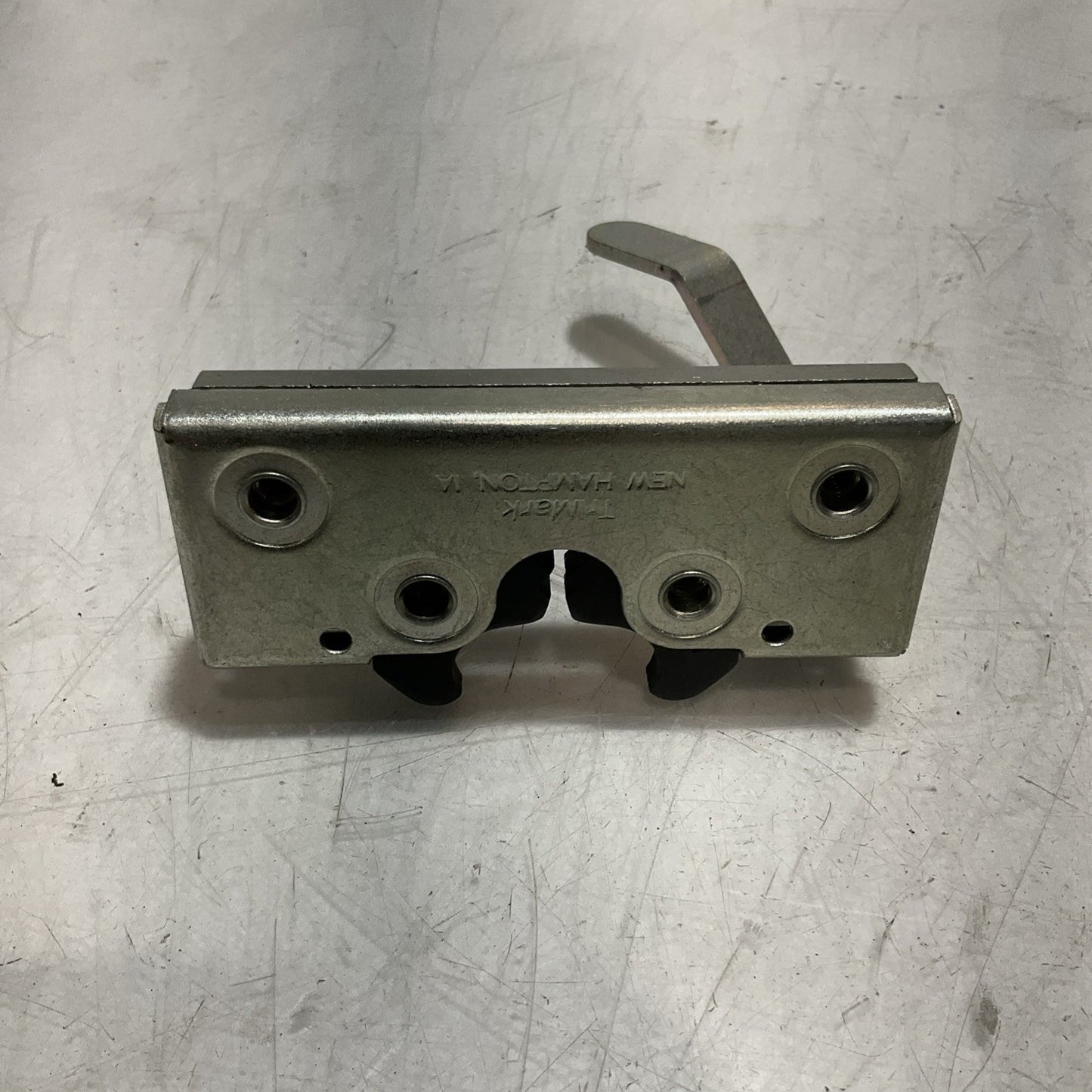CAT - CATERPILLAR 111-1355 CARBON STEEL ROTARY DOOR LATCH Y2M