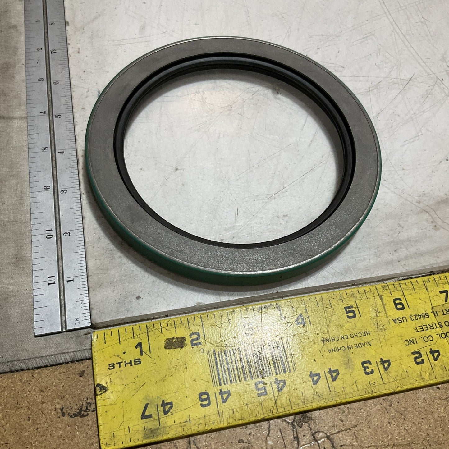 CR SERVICES 48769 RADIAL SHAFT OIL SEAL Y2M