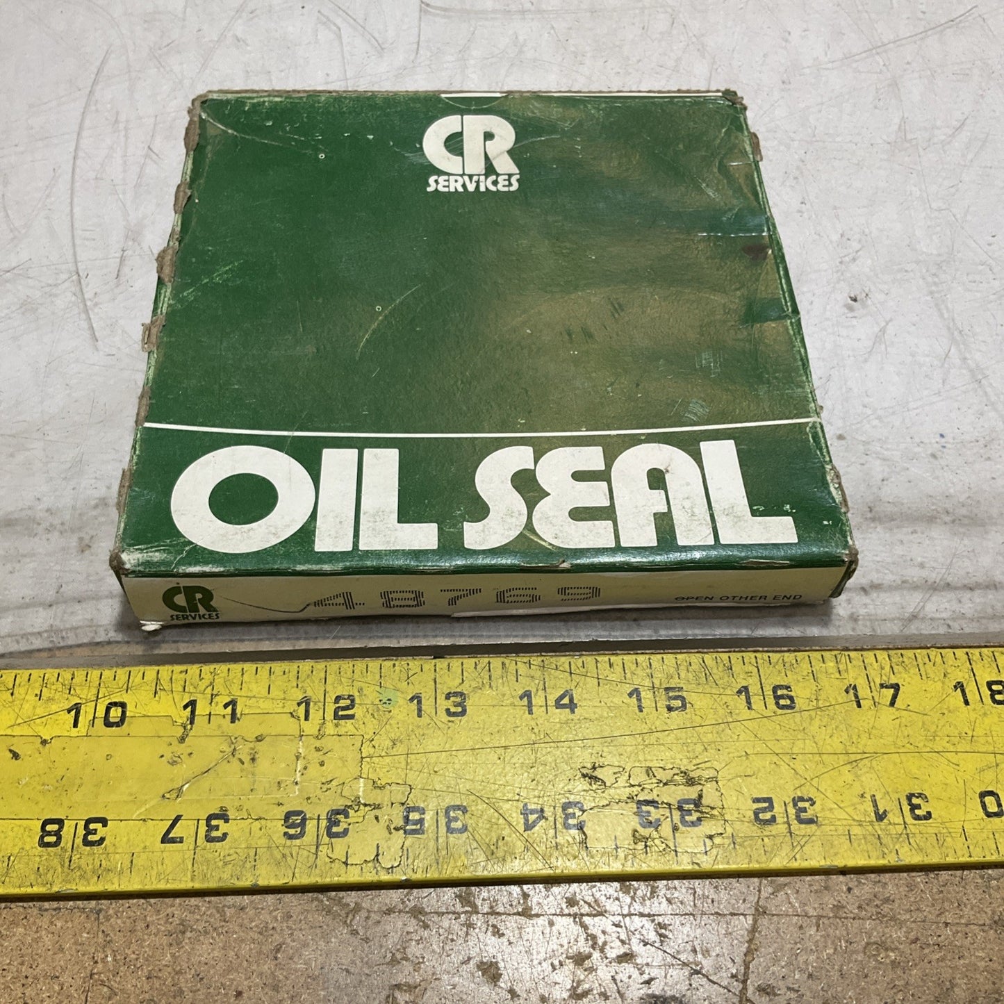 CR SERVICES 48769 RADIAL SHAFT OIL SEAL Y2M