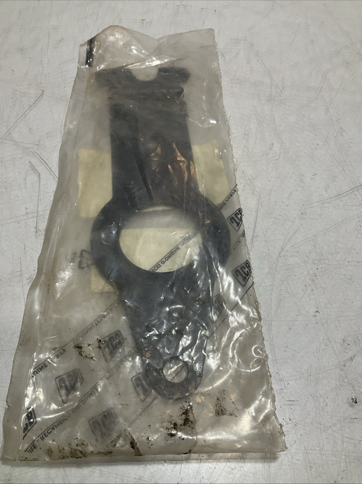 JCB 123/01200 BLACK LEVER LOCK Y2M
