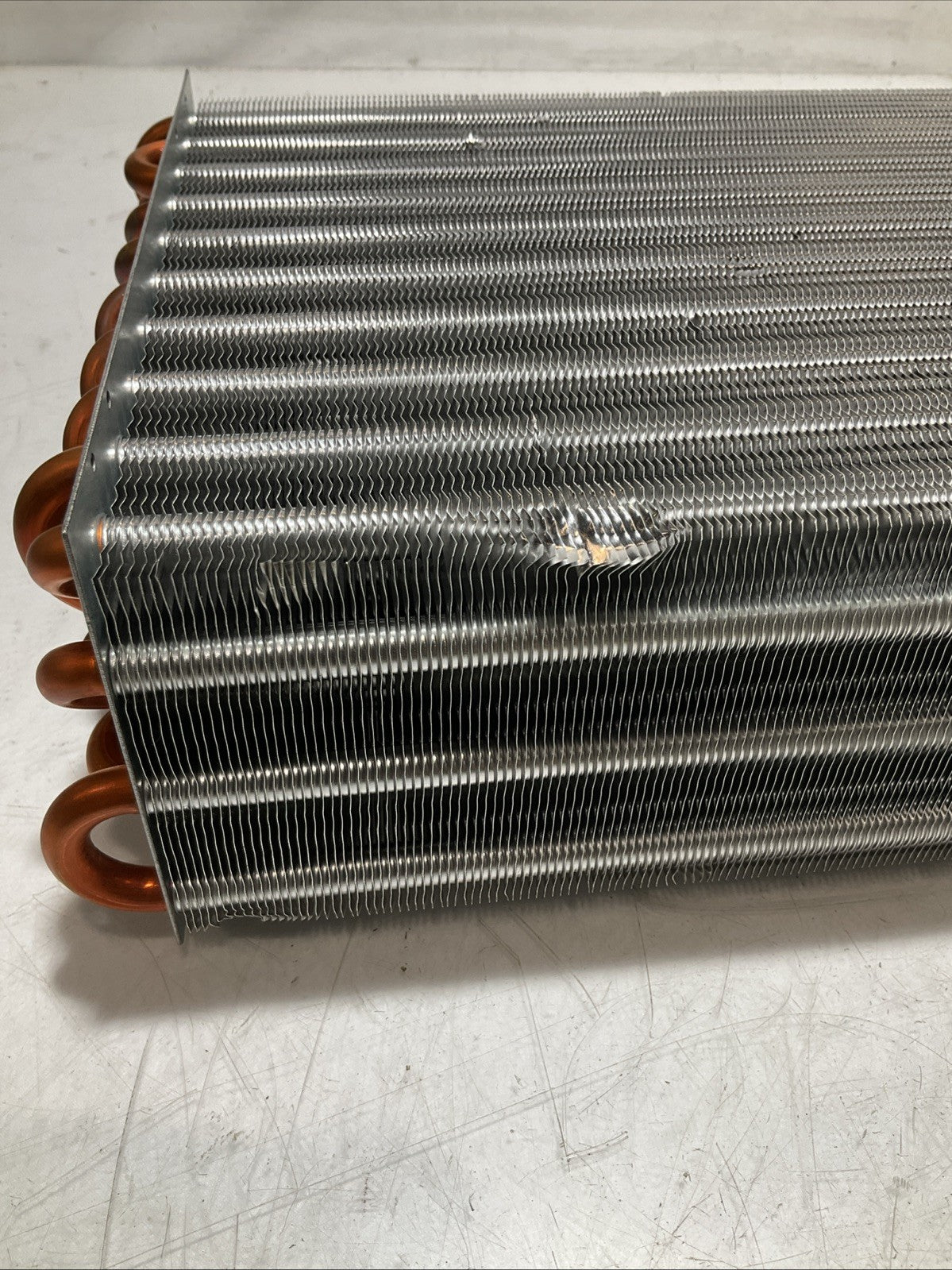 JOHN DEERE RE327083 A/C EVAPORATOR CORE Y2M