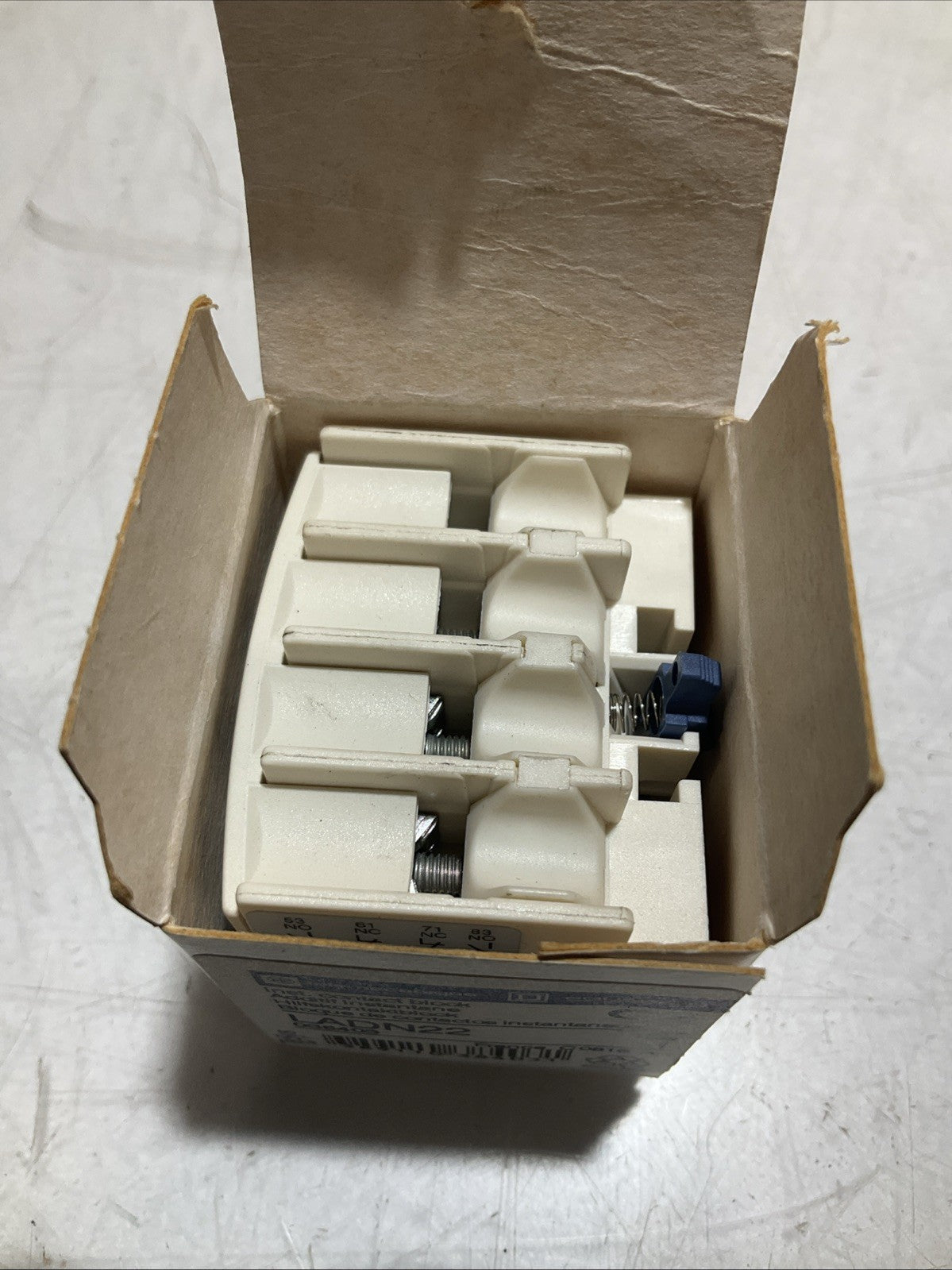 TELEMECANIQUE LADN22 AUXILIARY CONTACT BLOCK Z2M