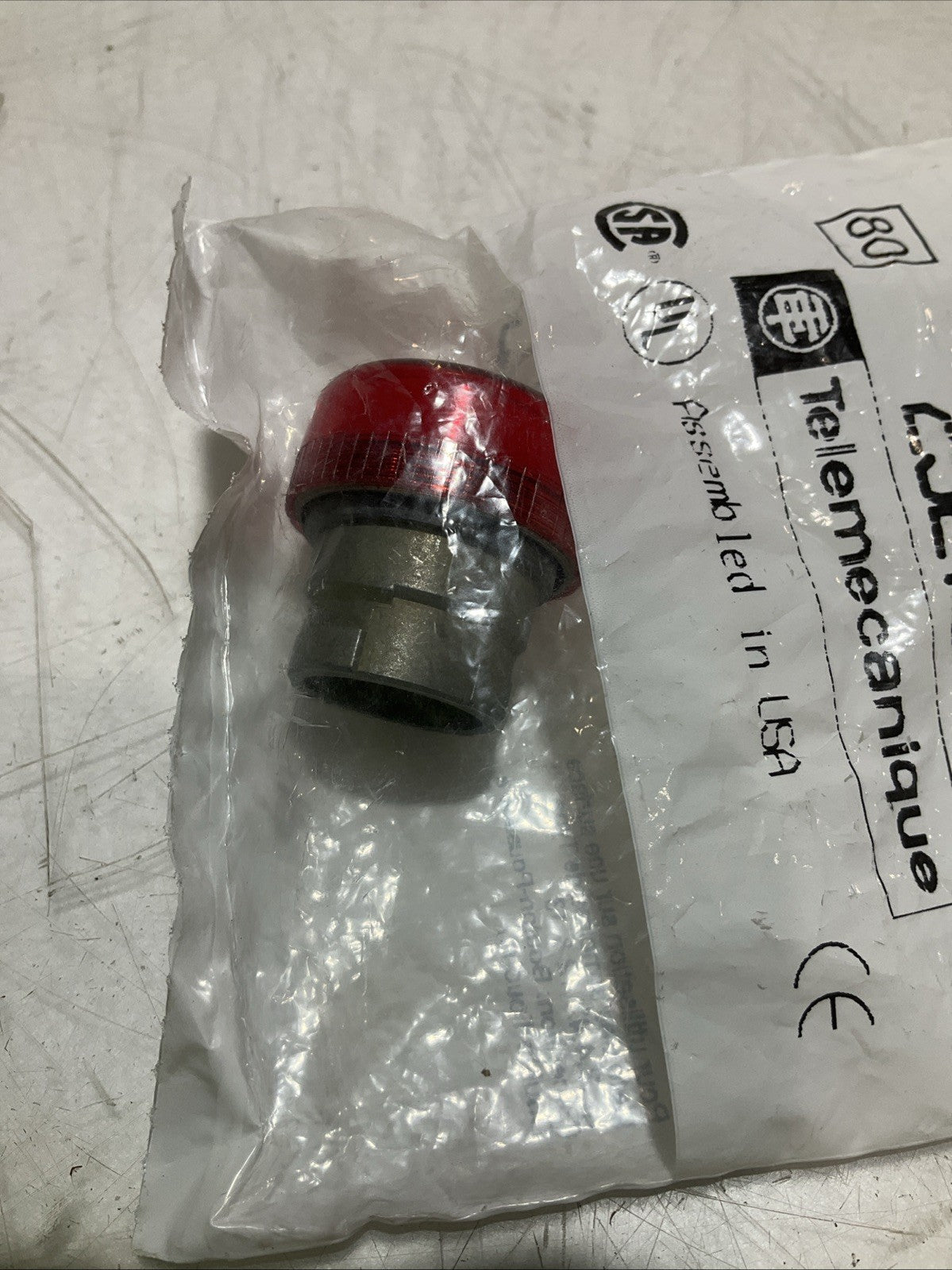 TELEMECANIQUE ZB2BV04 - 25276 ROUND RED PILOT LIGHT HEAD LOT OF 3 Z2M