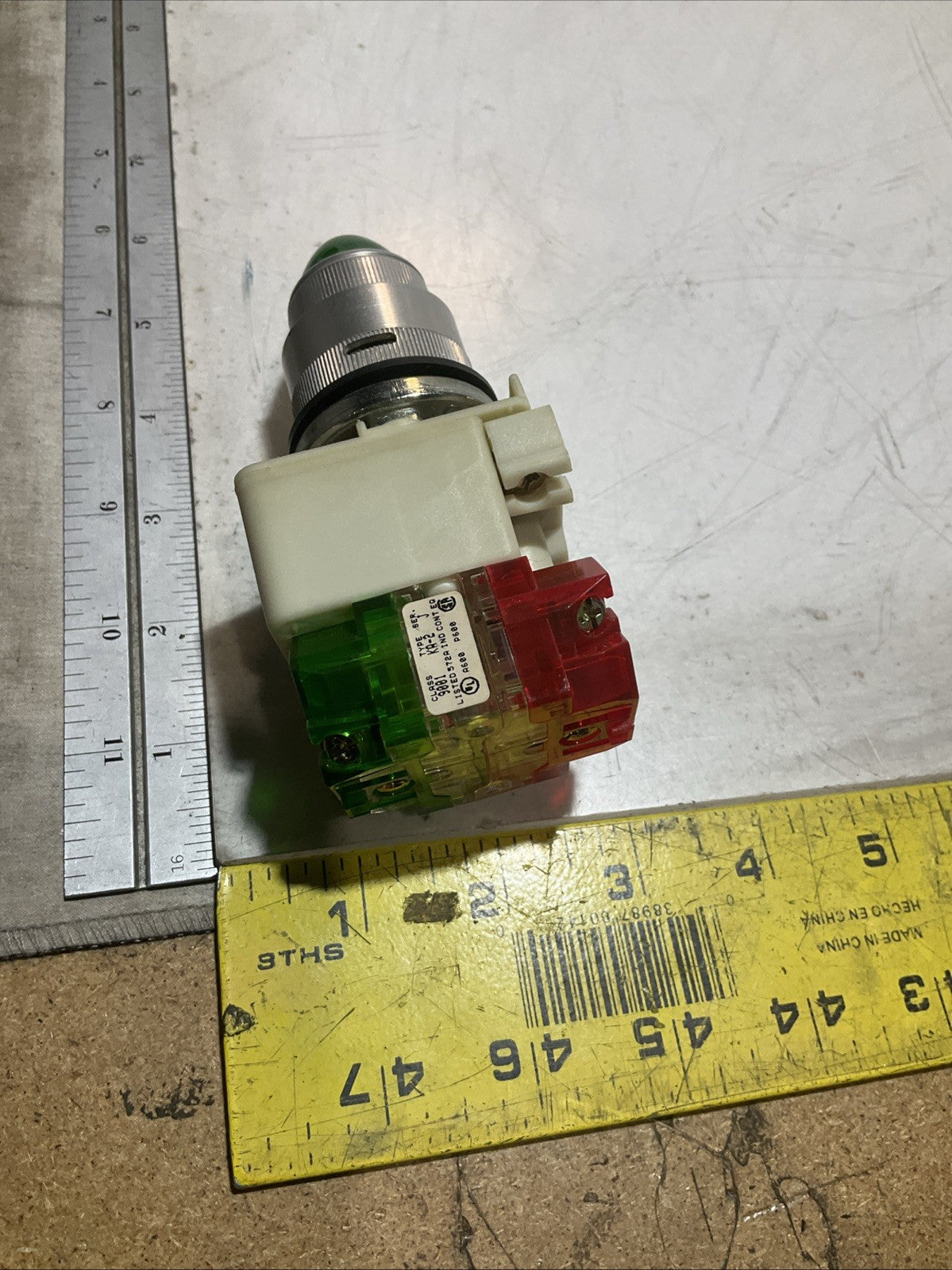 SQUARE D KM35 24-28V AC-DC 9001 SERIES H LAMP 757 SWITCH Z2M