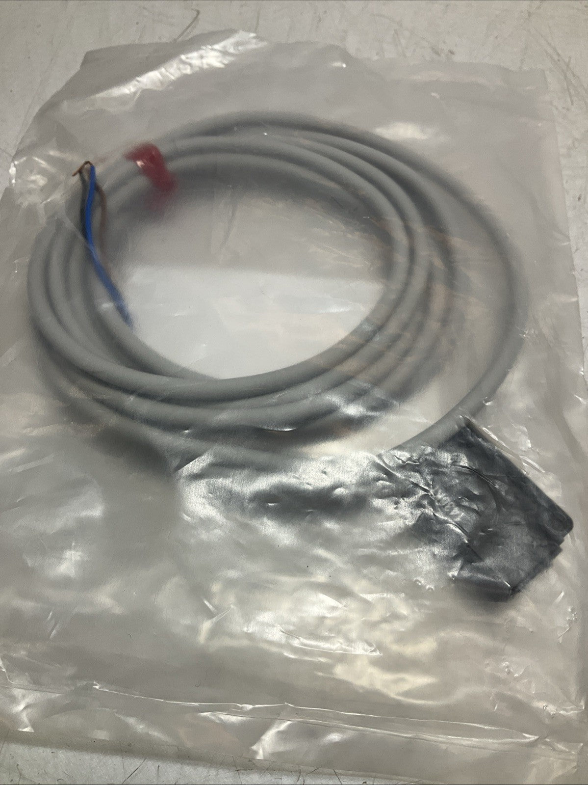 TELEMECANIQUE XUM9APCNL2 MINIATURE PHOTOELECTRIC SENSOR Z2M