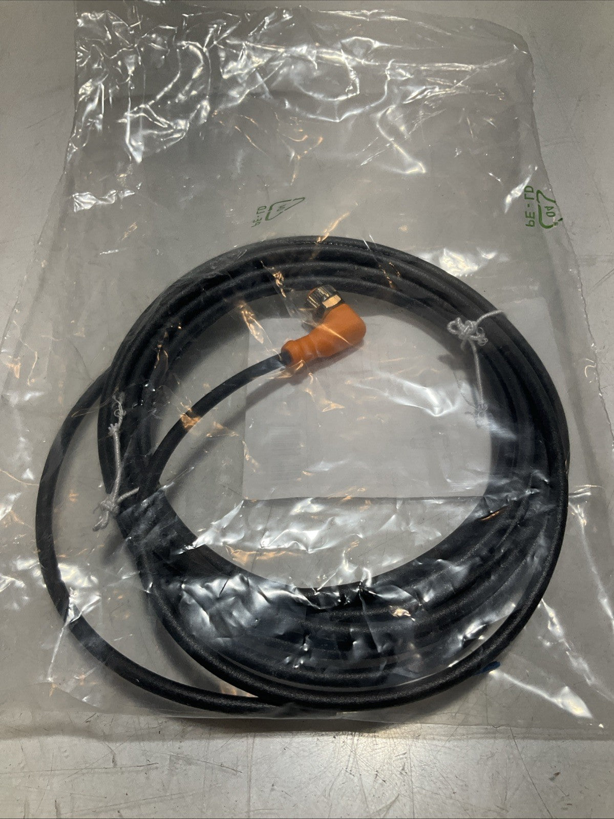 IFM ELECTRONIC EVCOO5 FEMALE CORDSET CONNECTOR WIRE Z2M