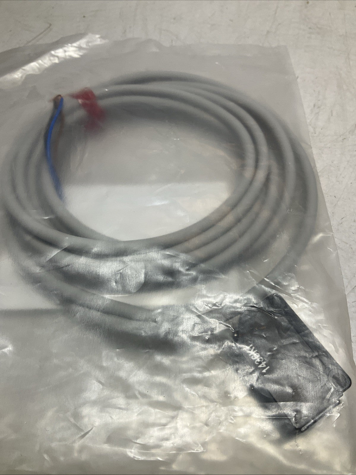 TELEMECANIQUE XUM9APCNL2 MINIATURE PHOTOELECTRIC SENSOR Z2M