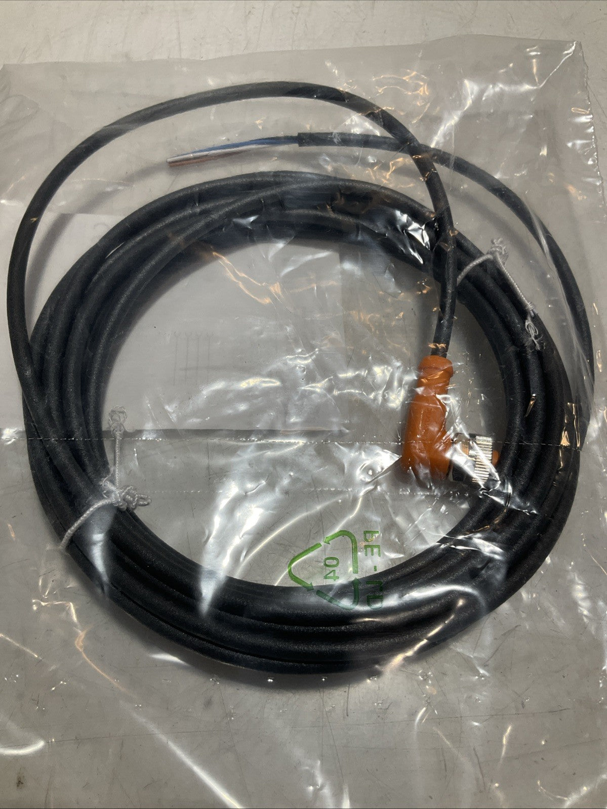 IFM ELECTRONIC EVCOO5 FEMALE CORDSET CONNECTOR WIRE Z2M