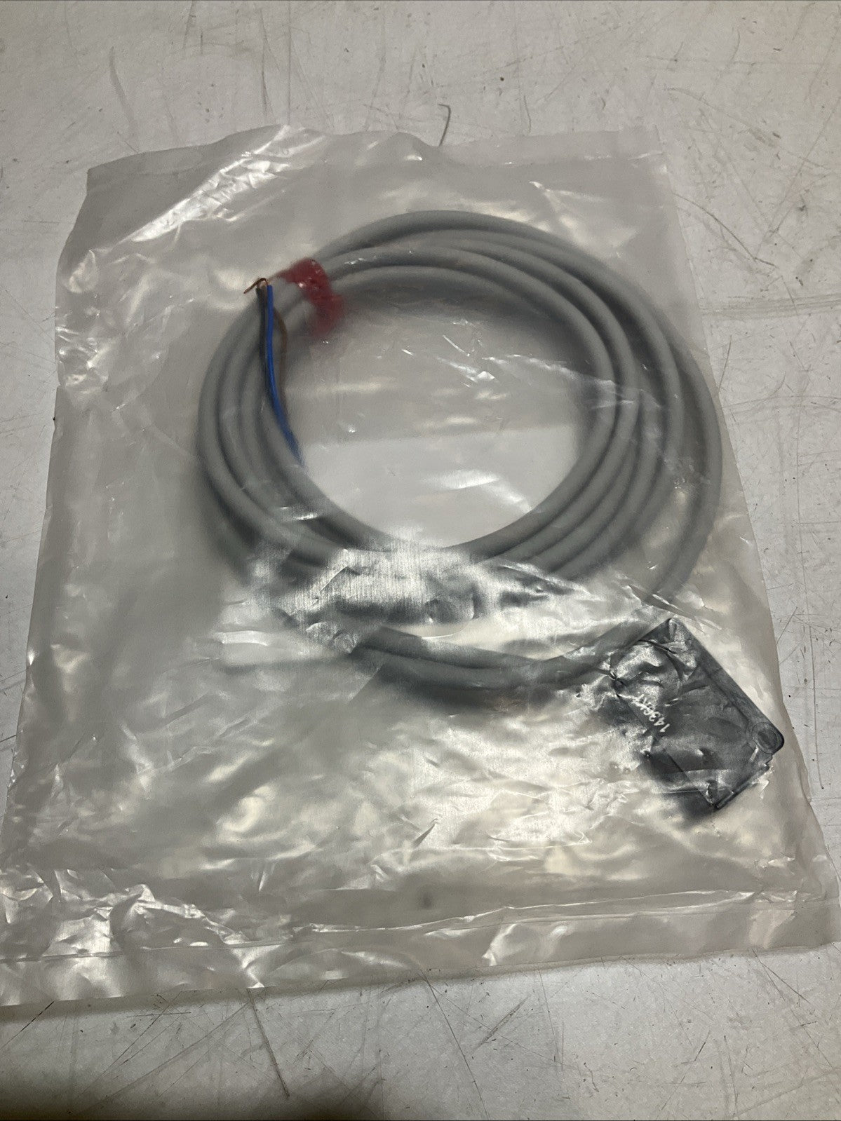 TELEMECANIQUE XUM9APCNL2 MINIATURE PHOTOELECTRIC SENSOR Z2M