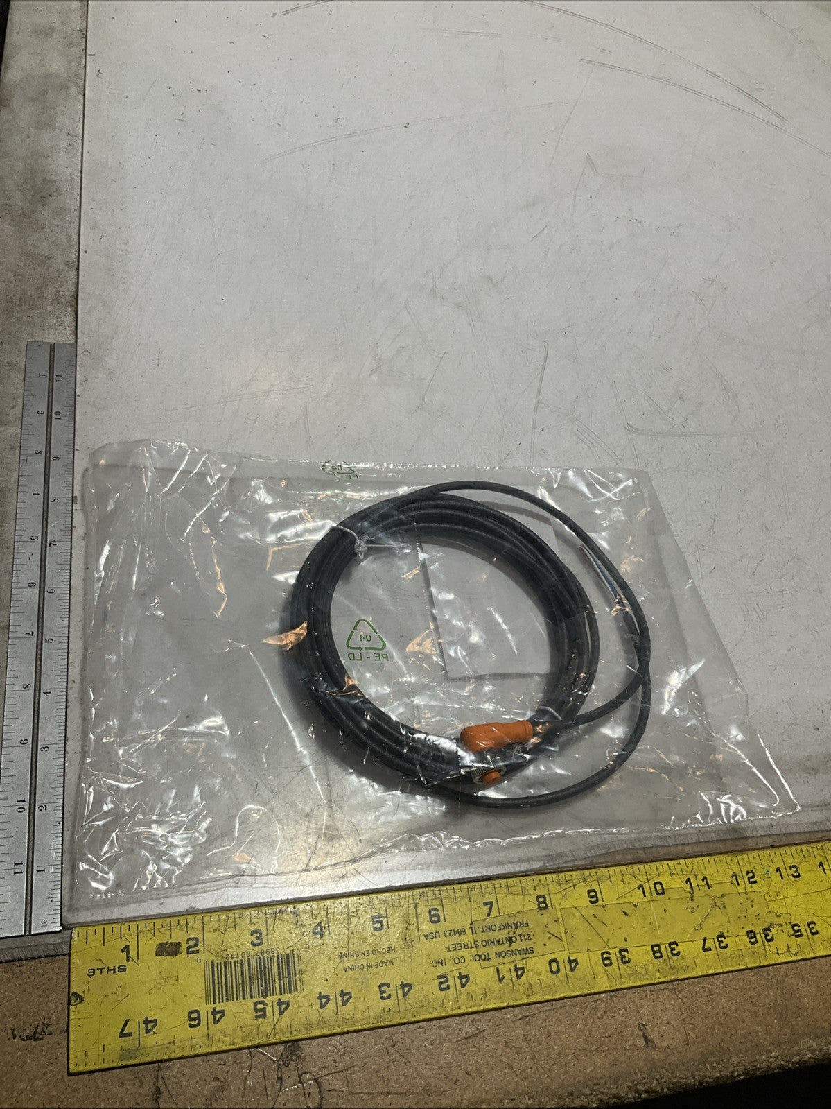 IFM ELECTRONIC EVCOO5 FEMALE CORDSET CONNECTOR WIRE Z2M