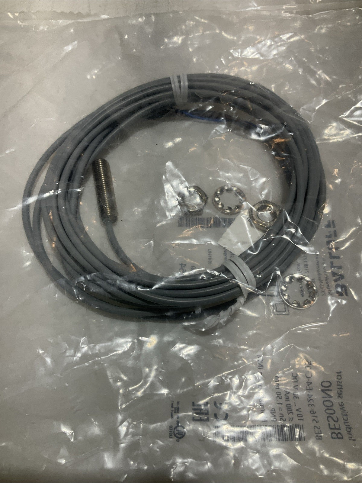 BALLUFF BES00N0 INDUCTIVE PROXIMITY SENSOR LOT OF 2 Z2M