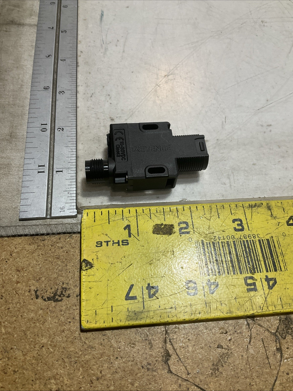 KEYENCE PZ-G41CB PHOTOELECTRIC SENSOR DIFFUSE REFLECTIVE  2ZM
