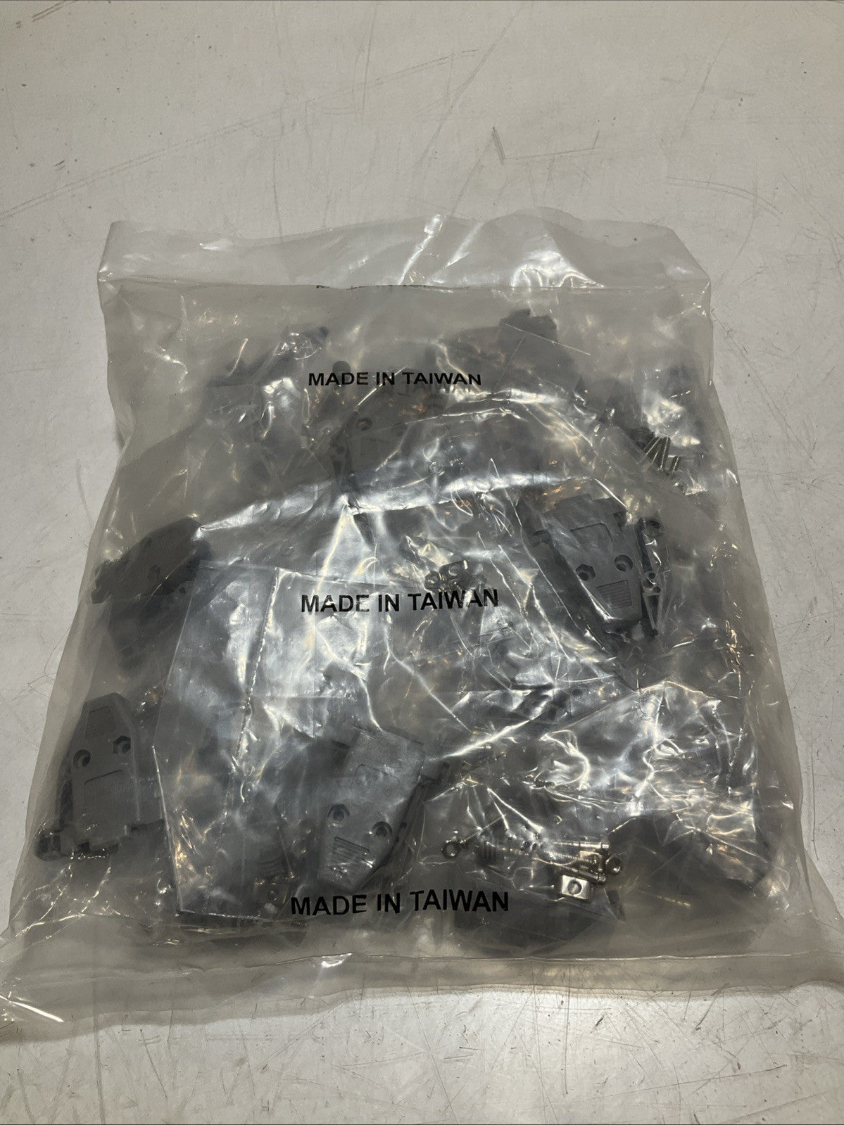 AIM ELECTRONICS 40-9709HX CINCH CONNECTOR LOT OF 25 Y2M