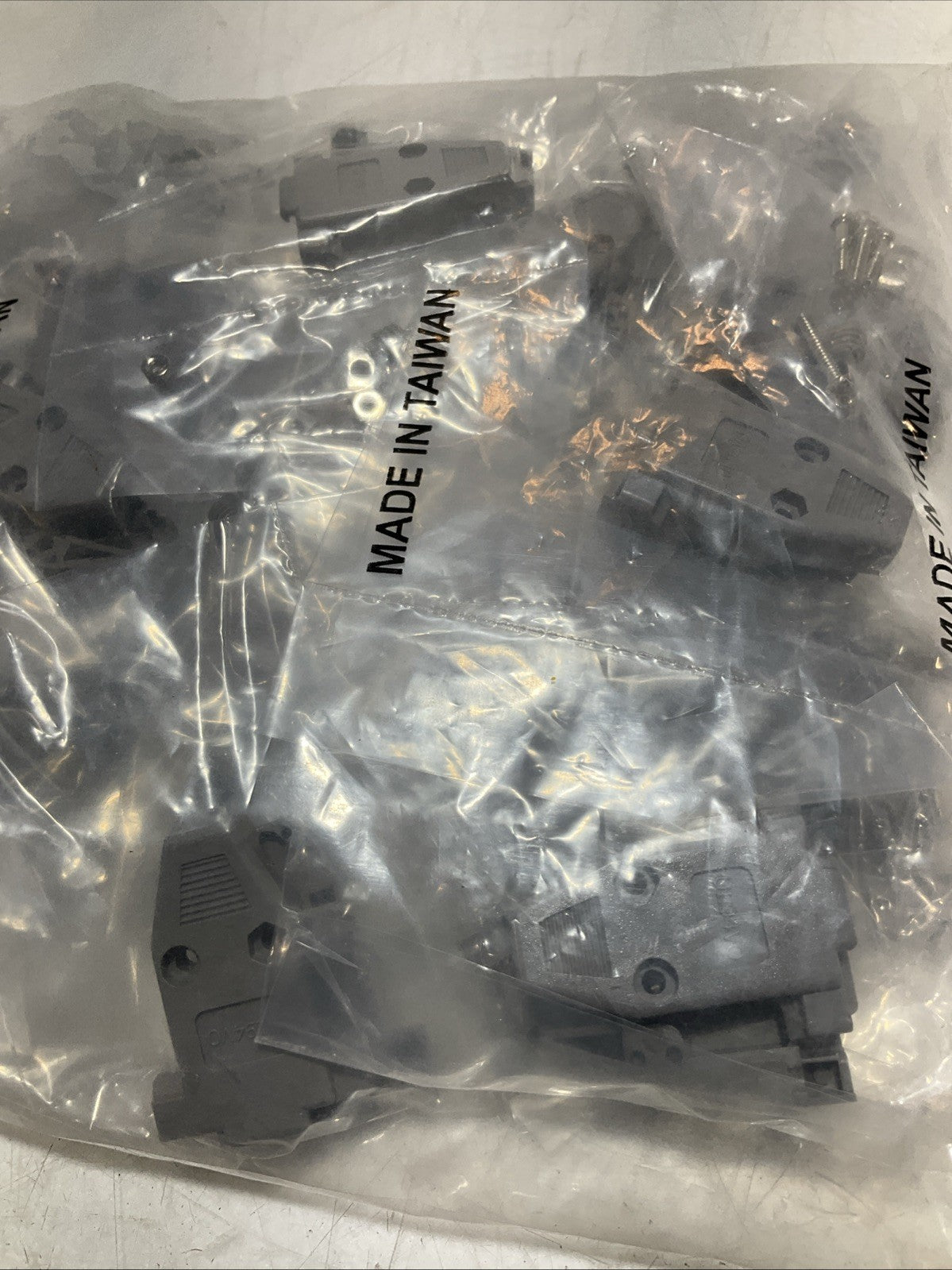 AIM ELECTRONICS 40-9709HX CINCH CONNECTOR LOT OF 25 Y2M