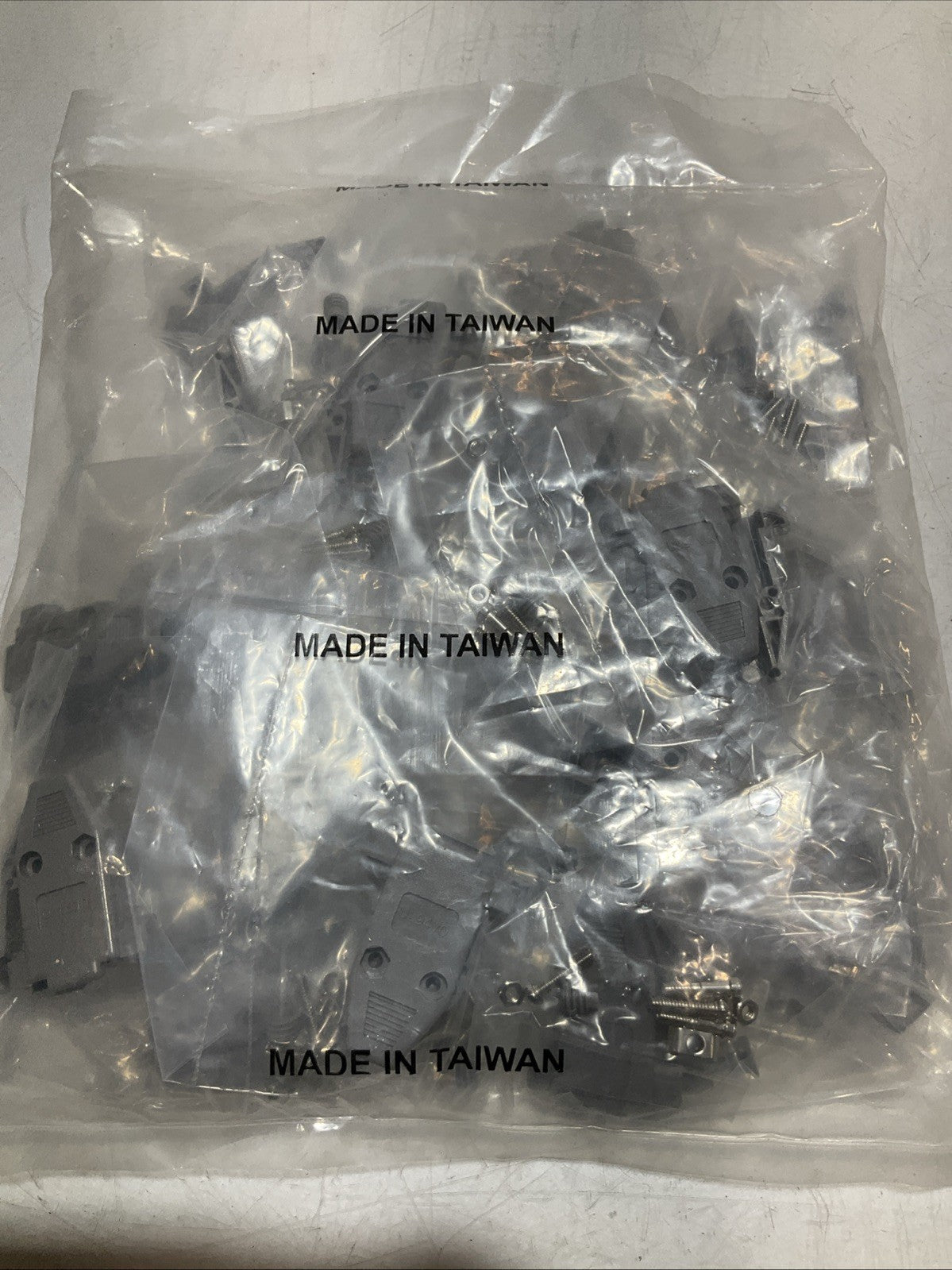 AIM ELECTRONICS 40-9709HX CINCH CONNECTOR LOT OF 25 Y2M