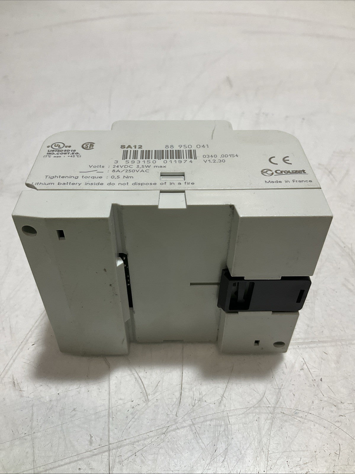 CROUZET SA12 MILLENIUM 11+889590041 CONTROLLER OUTPUT RELAY 24VDC DCINPUT Z2M