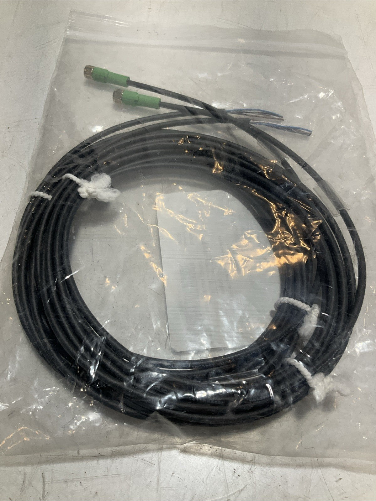 PHOENIX CONTACT 1681868 CABLE ASSEMBLY WITH 4 POLE M8 SOCKET Z2M