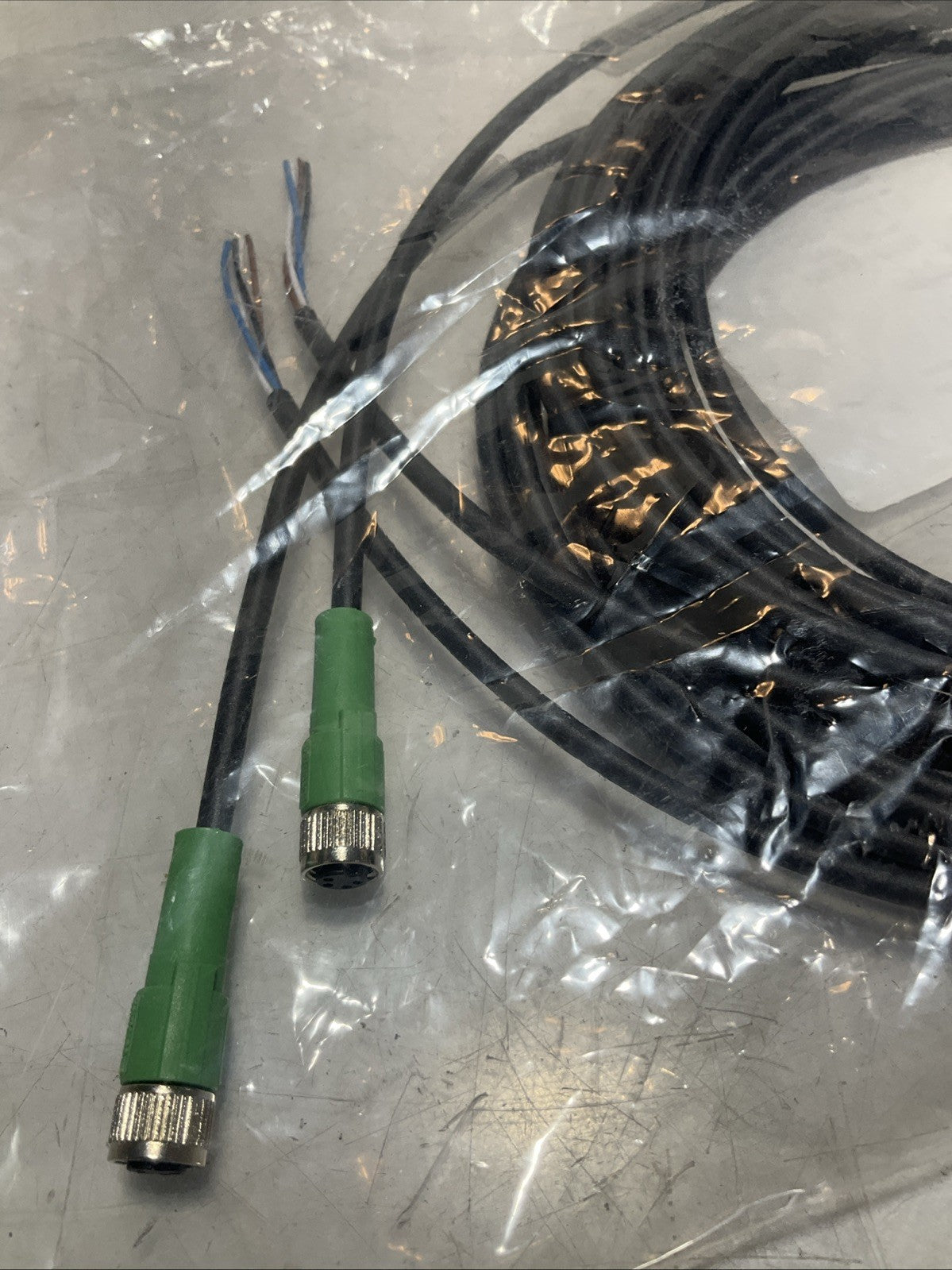 PHOENIX CONTACT 1681868 CABLE ASSEMBLY WITH 4 POLE M8 SOCKET Z2M