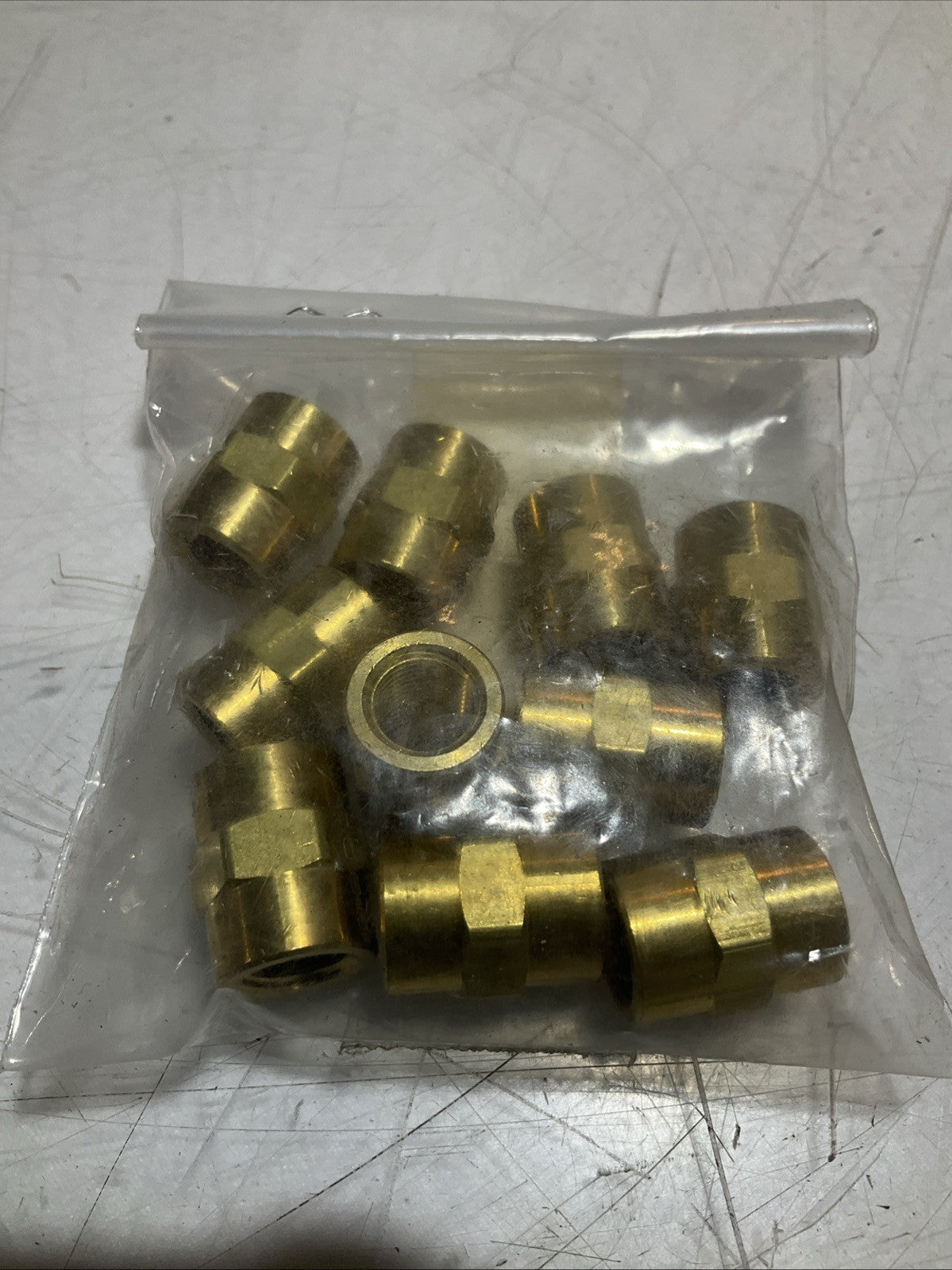 PARKER X209P-8-4 FEMALE BRASS FLUIT PIPE FITTING CONNECTOR Z2M