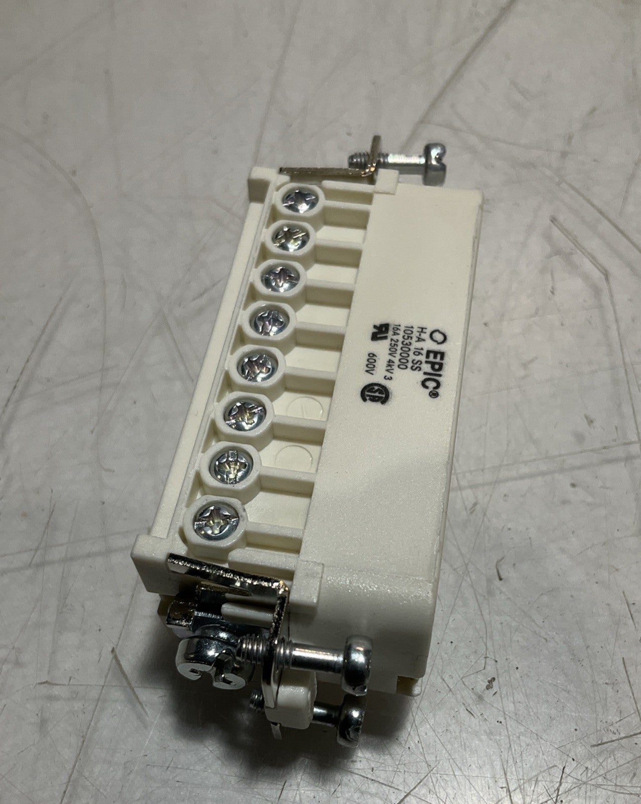 EPIC CONNECTOR H-A16SS DRPH1 16AMP UNMP MULTI-WIRED HOUSING LOT OF 5 Z2M