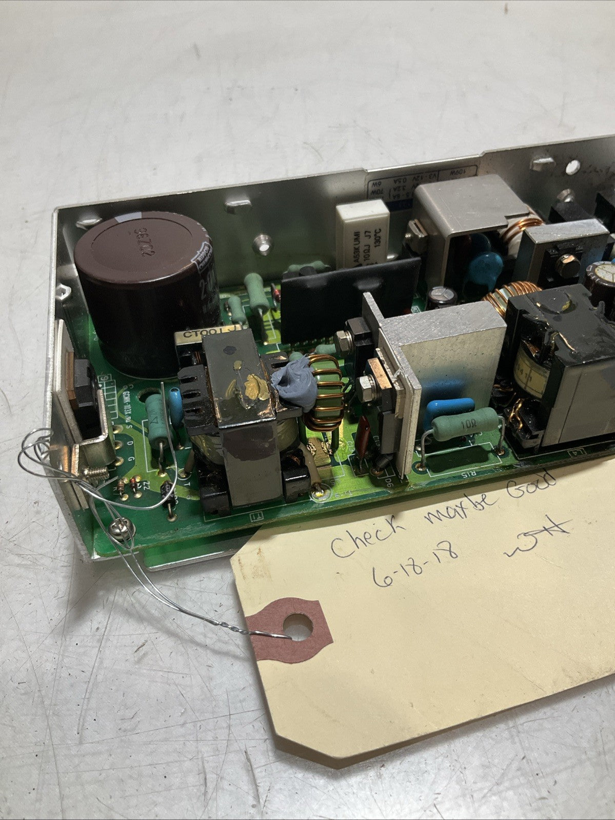 LAMBDA LST-38-133 SWITCHING POWER SUPPLY 85-132VAC 47-440HZ Z2M