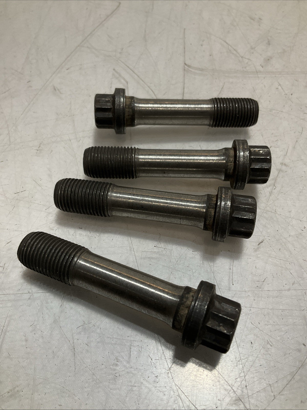 CAT-CATERPILLAR 9V3811 BOLT-12 POINT HEAD LOT OF 4 Y2M