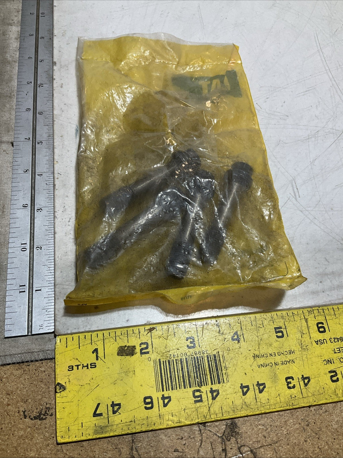 CAT-CATERPILLAR 9V3811 BOLT-12 POINT HEAD LOT OF 4 Y2M