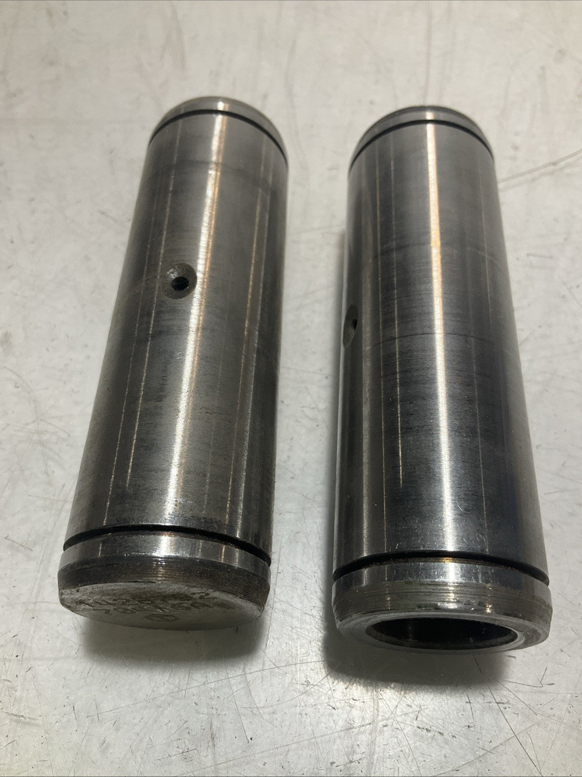 CATERPILLAR 142-8792 OUTER DIAMETER LINKAGE PIN LOT OF 2 Y2M