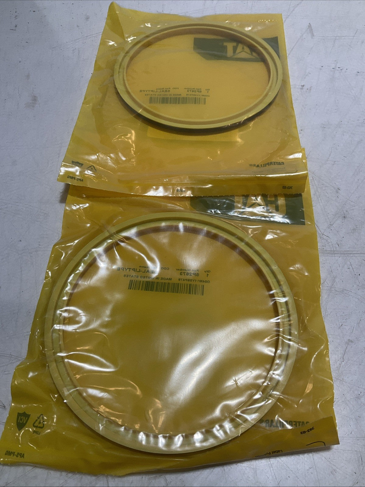 CAT-CATERPILLAR 5P-2673 SEAL-LIPTYPE REPLACEMENT SUITABLE LOT OF 2 Y2M