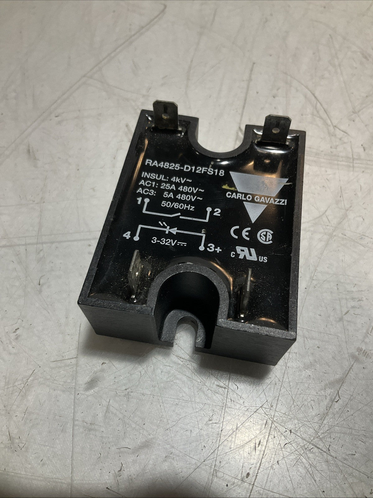 CARLO GAVAZZI RA4825-D12FS18 PANEL MOUNT SOLID STATE RELAY 25A LOT OF 2 Z2M
