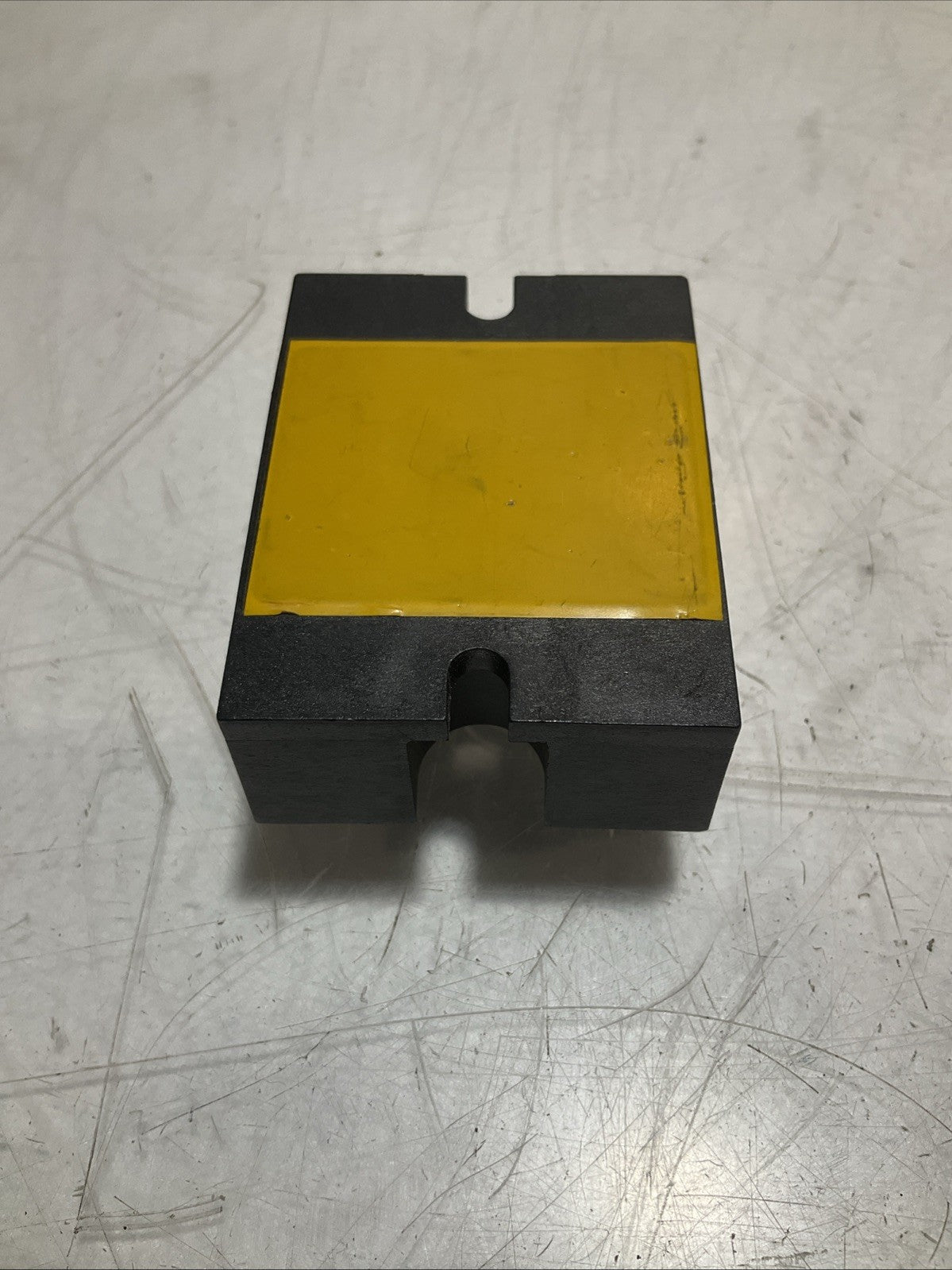 CARLO GAVAZZI RA4825-D12FS18 PANEL MOUNT SOLID STATE RELAY 25A LOT OF 2 Z2M