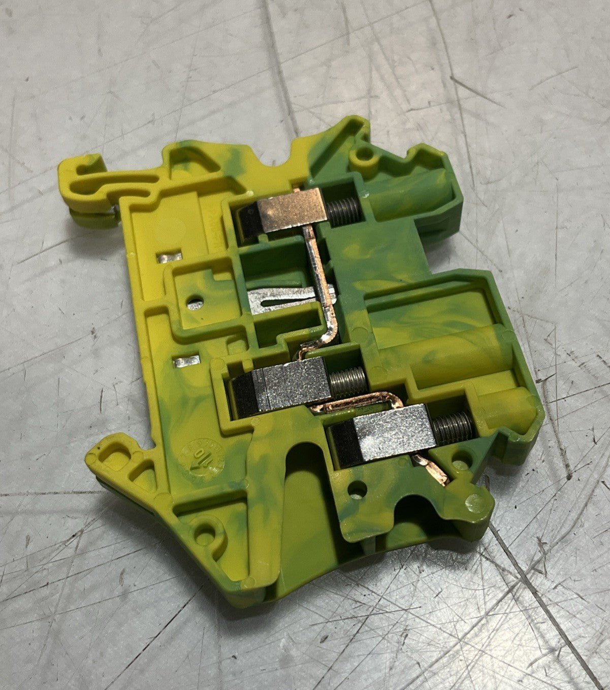PHOENIX CONTACT 3044380 UT4-TWIN-PE DIN RAIL TERMINAL BLOCK LOT OF 50 Z2M