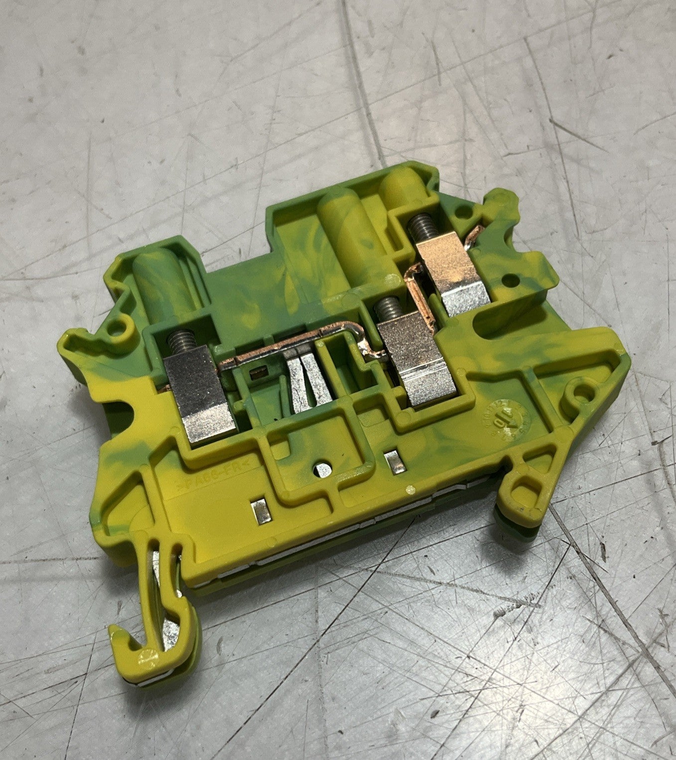 PHOENIX CONTACT 3044380 UT4-TWIN-PE DIN RAIL TERMINAL BLOCK LOT OF 50 Z2M