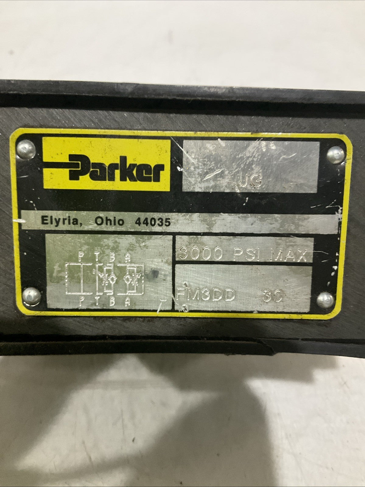PARKER FM3DDKV HYDRAULIC FLOW CONTROL SYSTEMS VALVE 3000PSI MAX Y2M