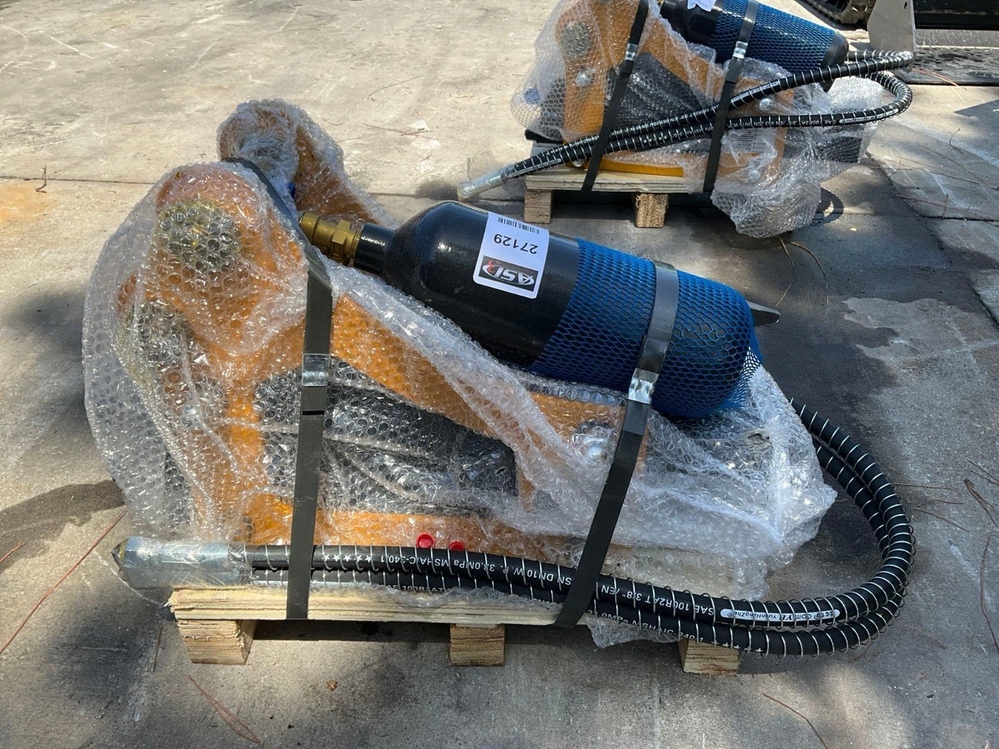 UNUSED HYDRAULIC BREAKER FOR MINI EXCAVATOR CE MODEL SB05