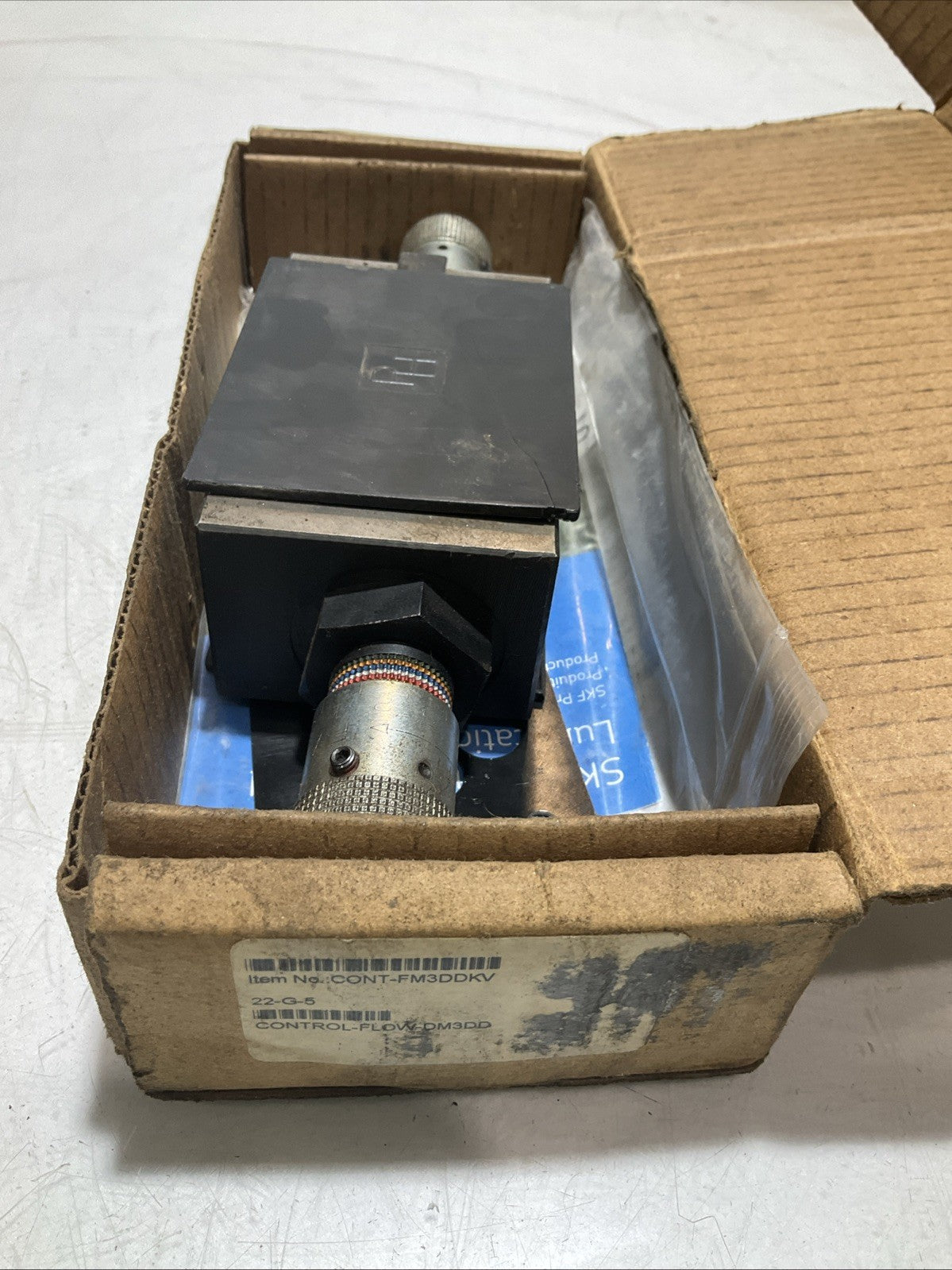 PARKER FM3DDKV HYDRAULIC FLOW CONTROL SYSTEMS VALVE 3000PSI MAX Y2M