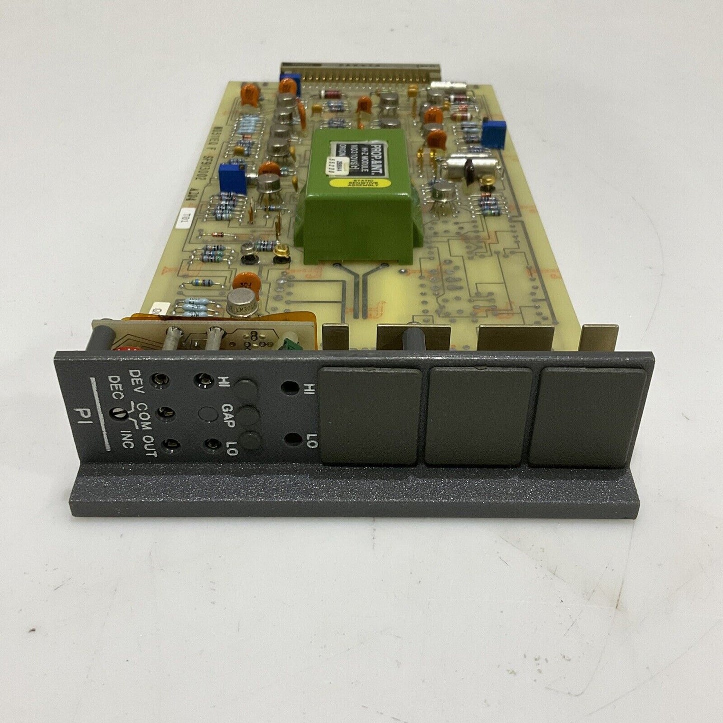 FOXBORO 2AX+T4 CONTROLL PLUG IN 555