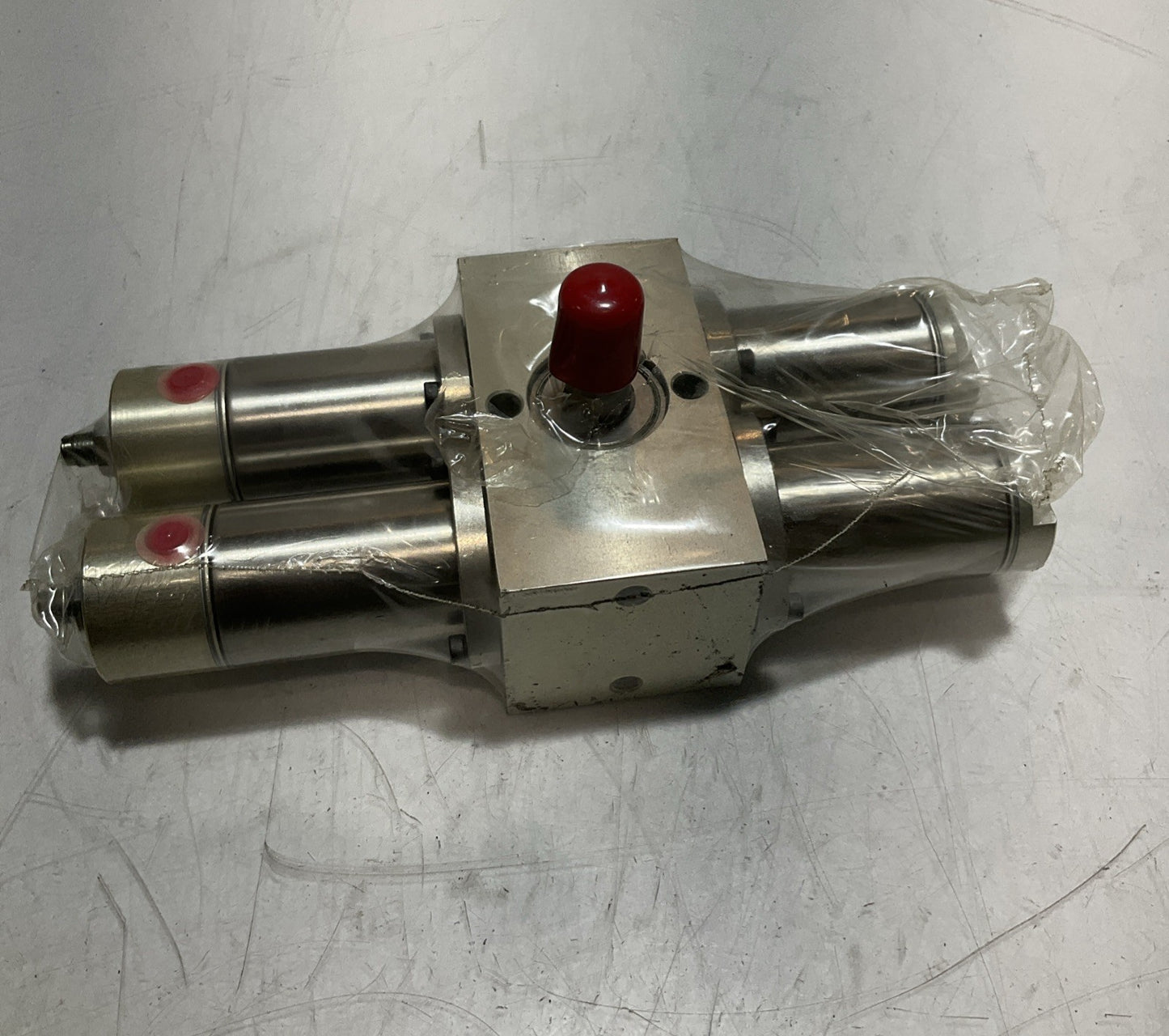 BIMBA PNEU-TURN PT-196180-A1C1FMR ROTARY ACTUATOR 150MAX PRESSURE Z2M