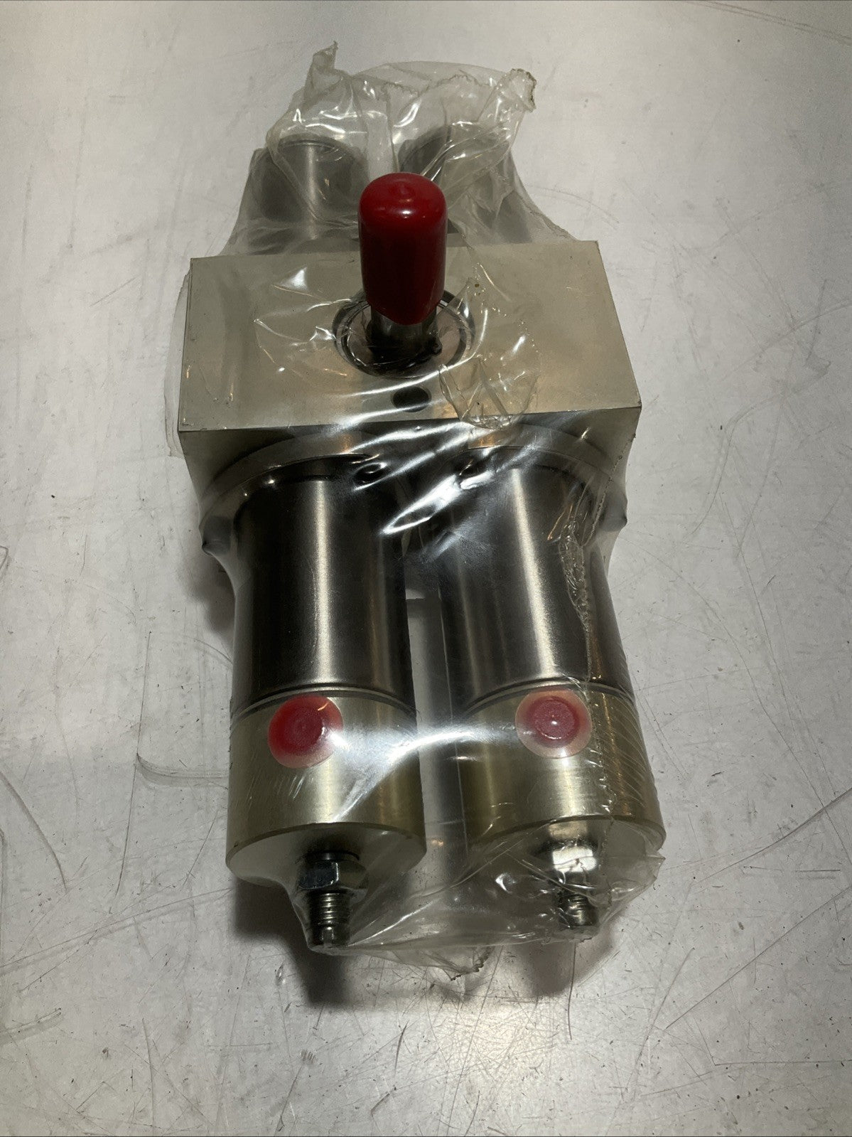 BIMBA PNEU-TURN PT-196180-A1C1FMR ROTARY ACTUATOR 150MAX PRESSURE Z2M